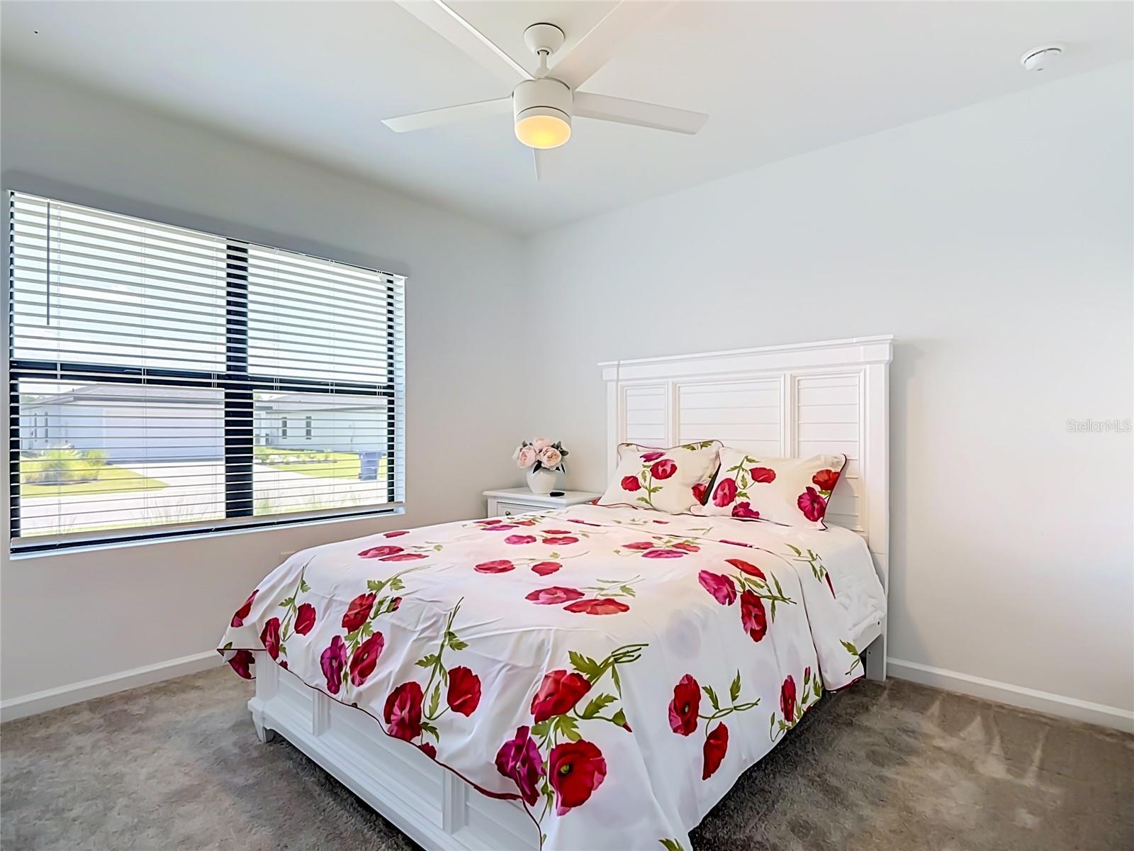 1211 CALOOSA COVE DR
