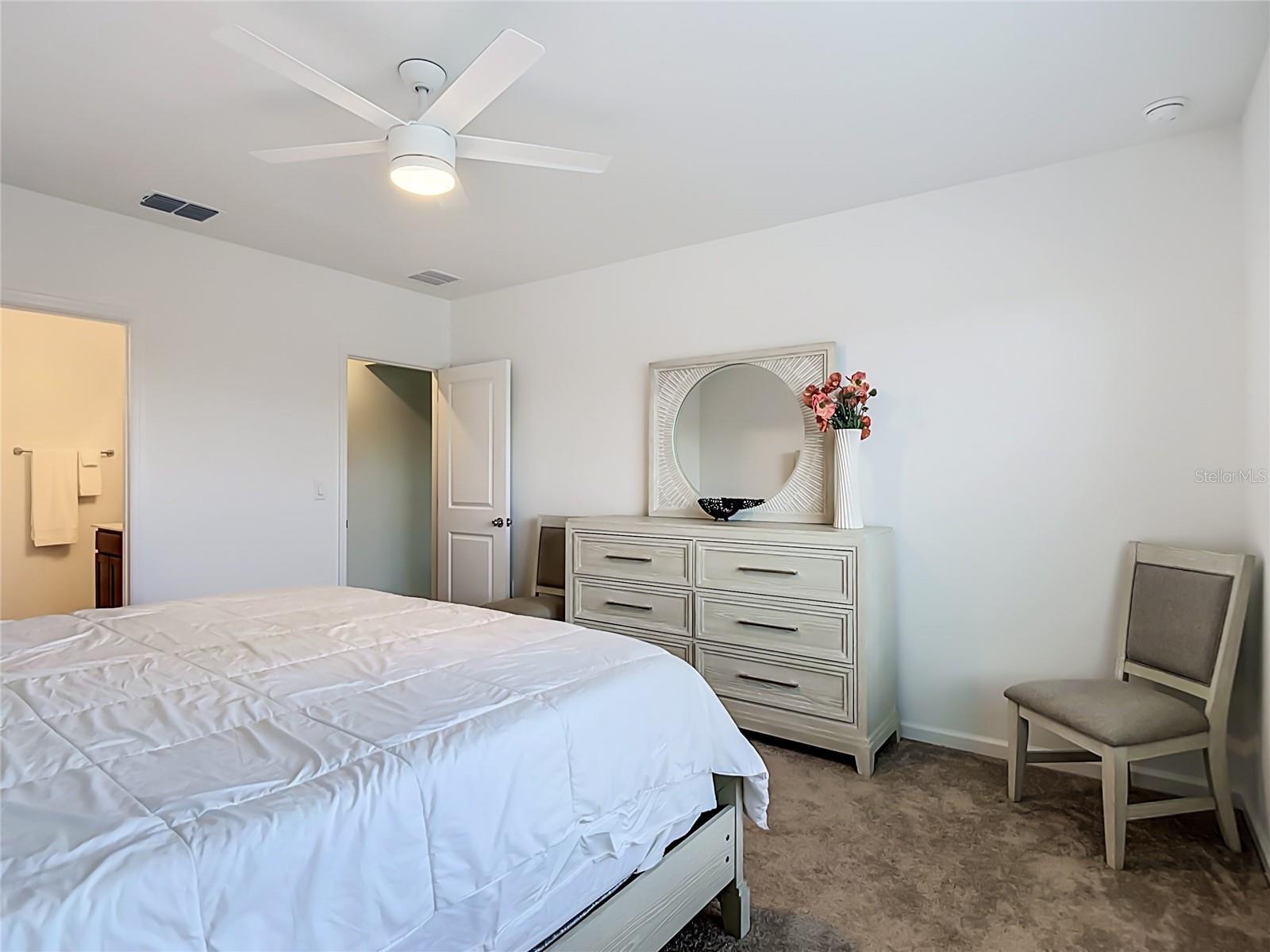 1211 CALOOSA COVE DR
