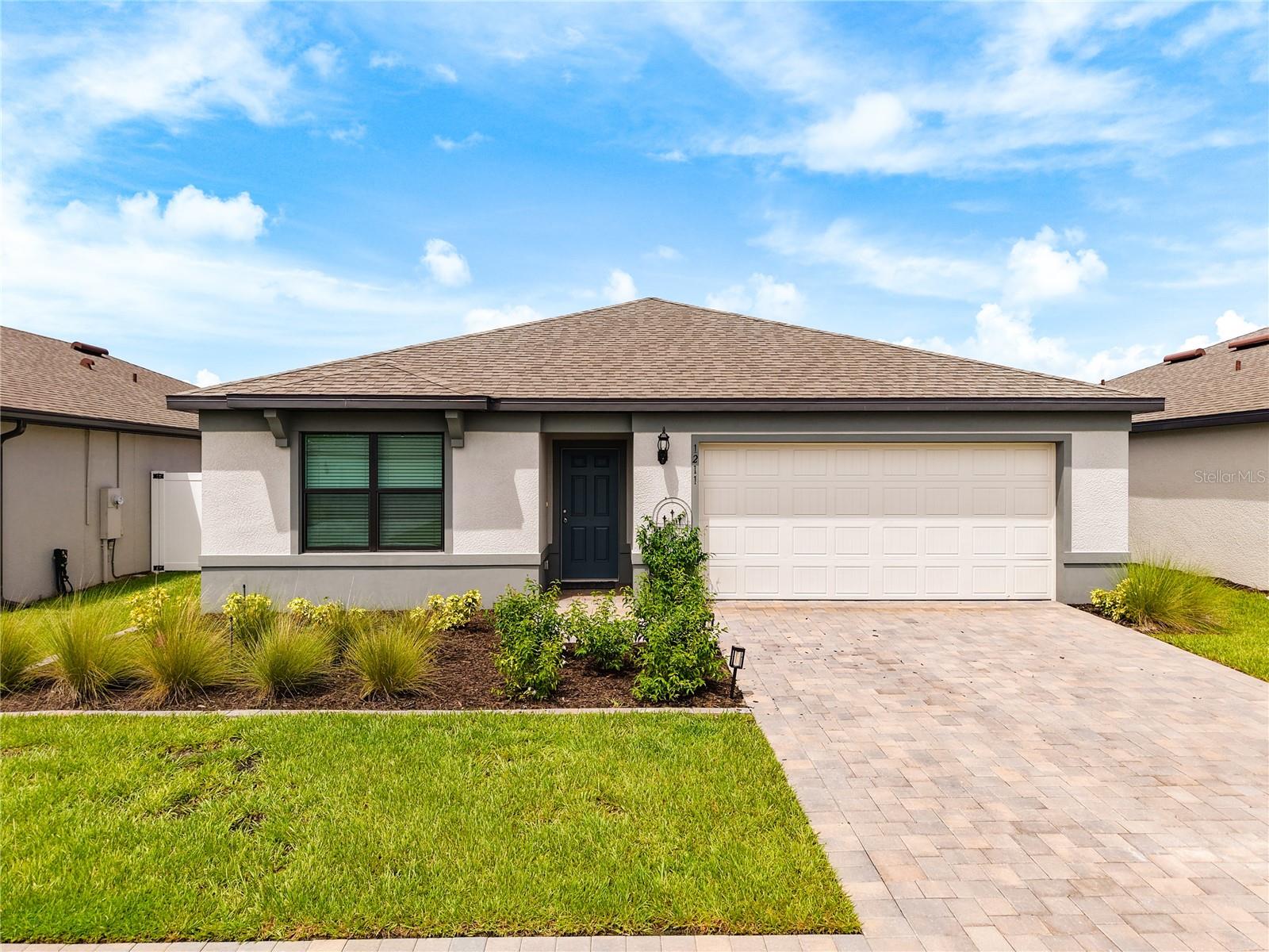 1211 CALOOSA COVE DR