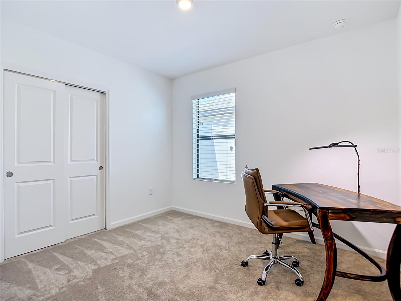 1211 CALOOSA COVE DR