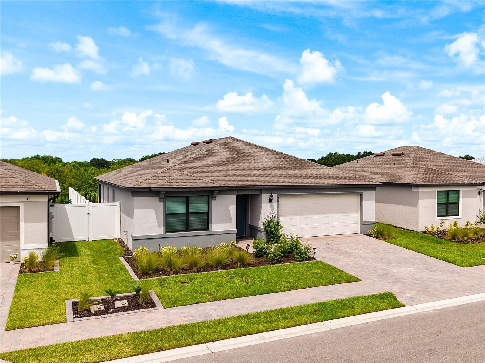 1211 CALOOSA COVE DR