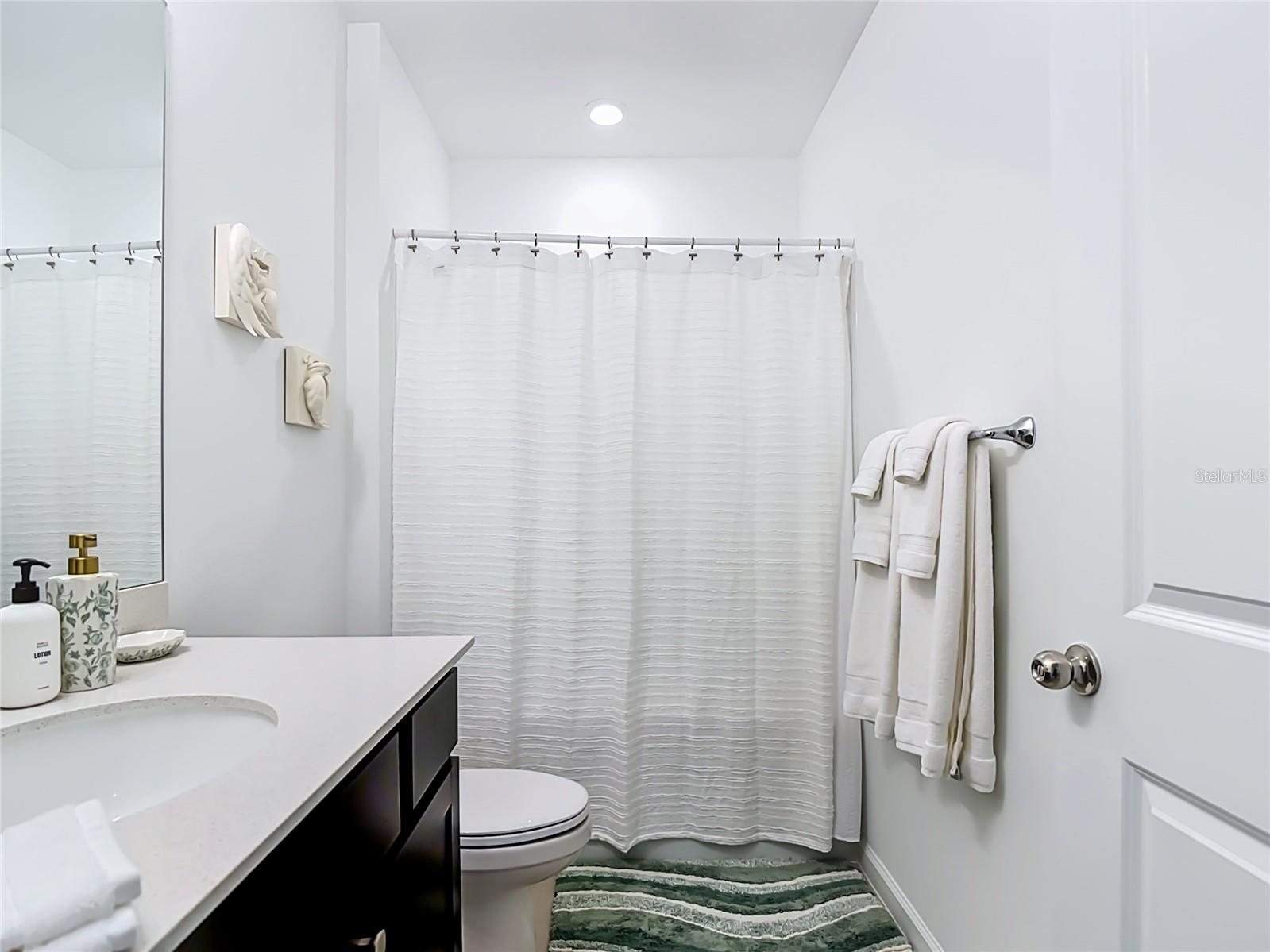 1211 CALOOSA COVE DR