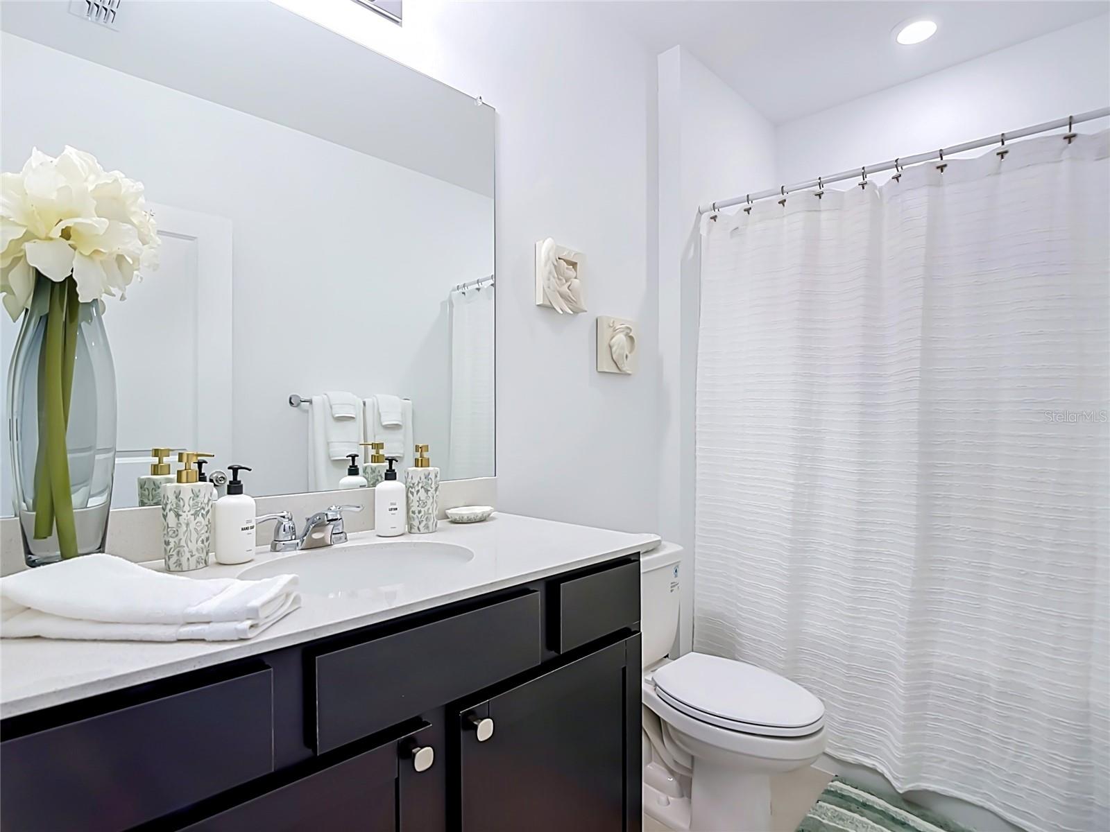 1211 CALOOSA COVE DR