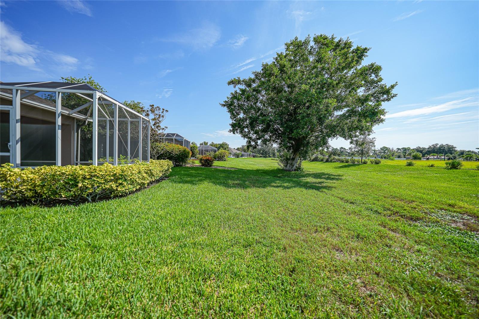 4214 FAIRWAY PL