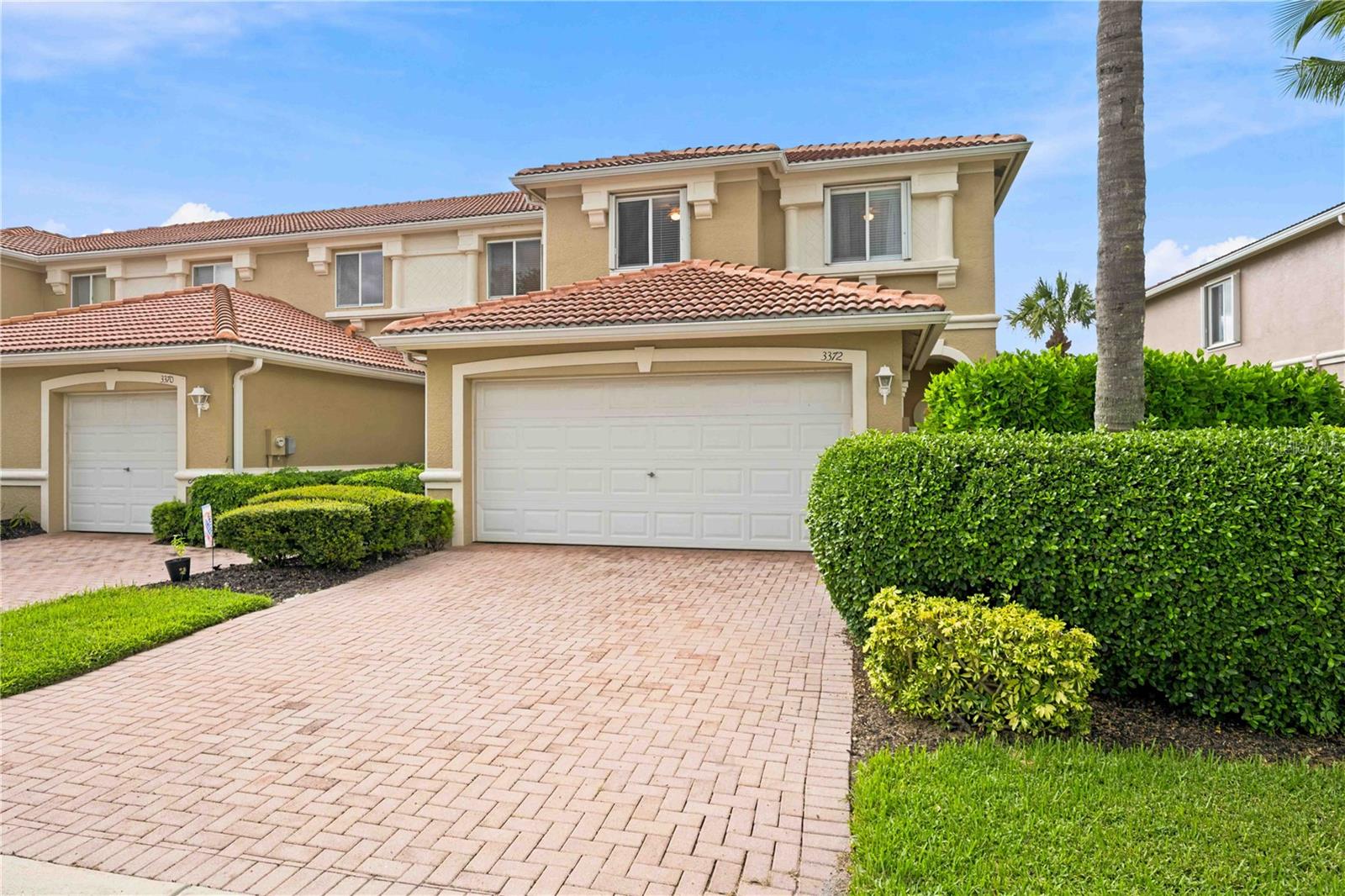 3372 DANDOLO CIR #15