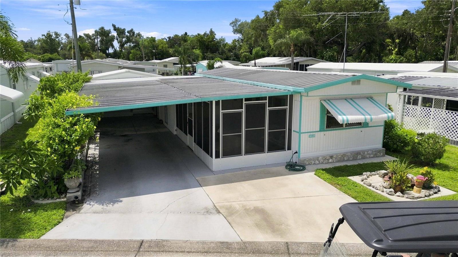 3321 CAROL DR