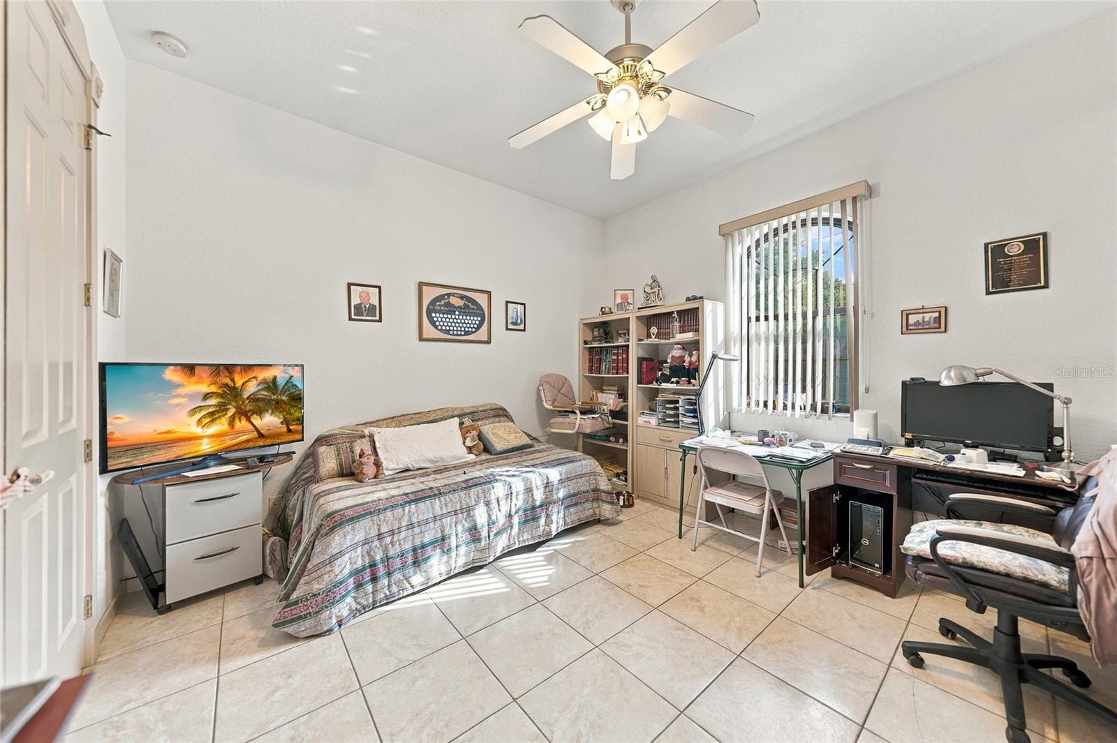 3079 CABARET ST