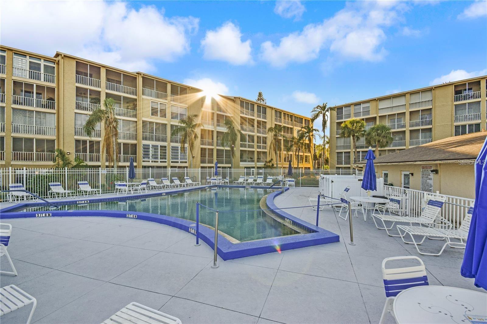 3617 LAKE BAYSHORE DR #401