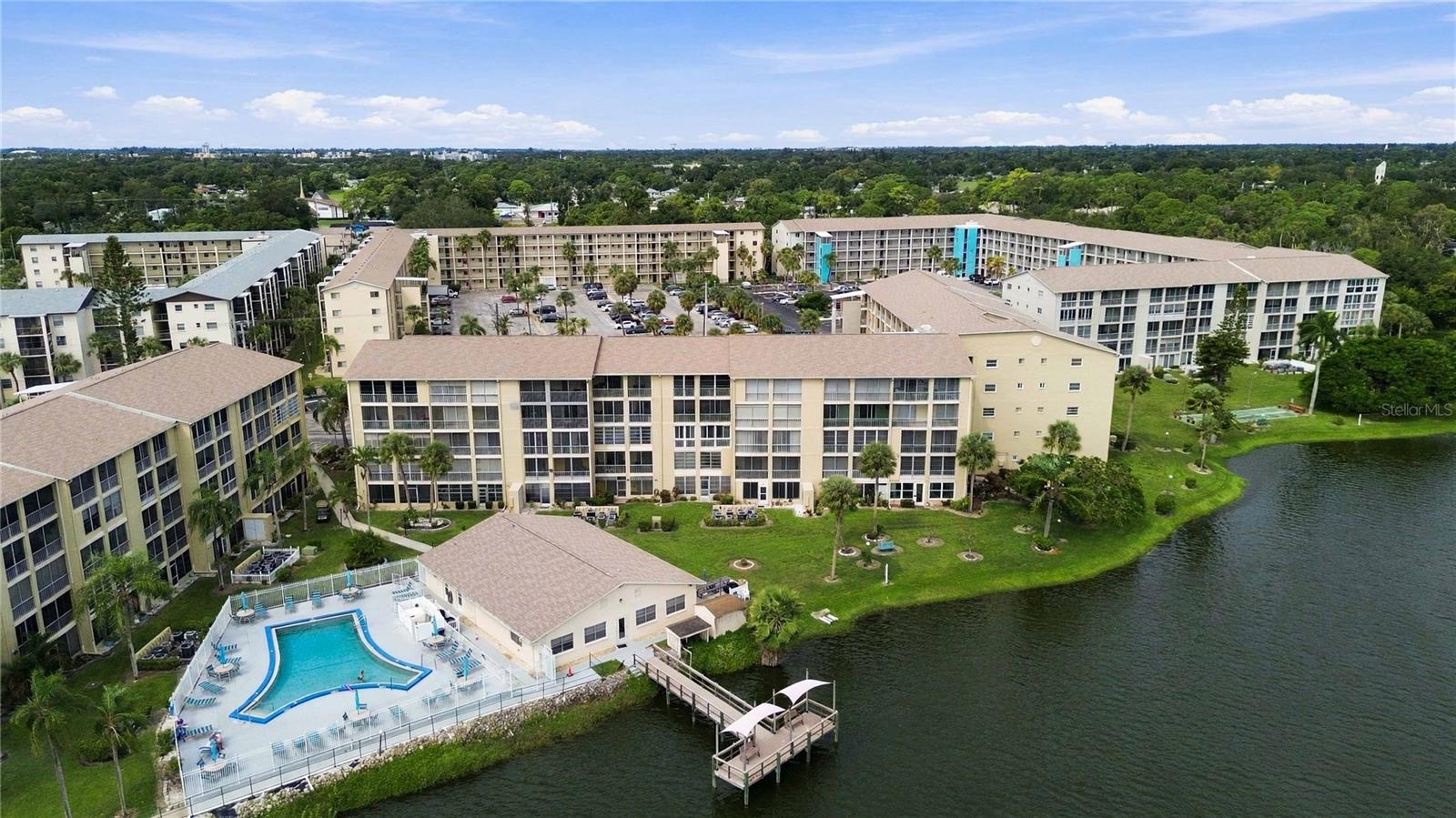 3617 LAKE BAYSHORE DR #401
