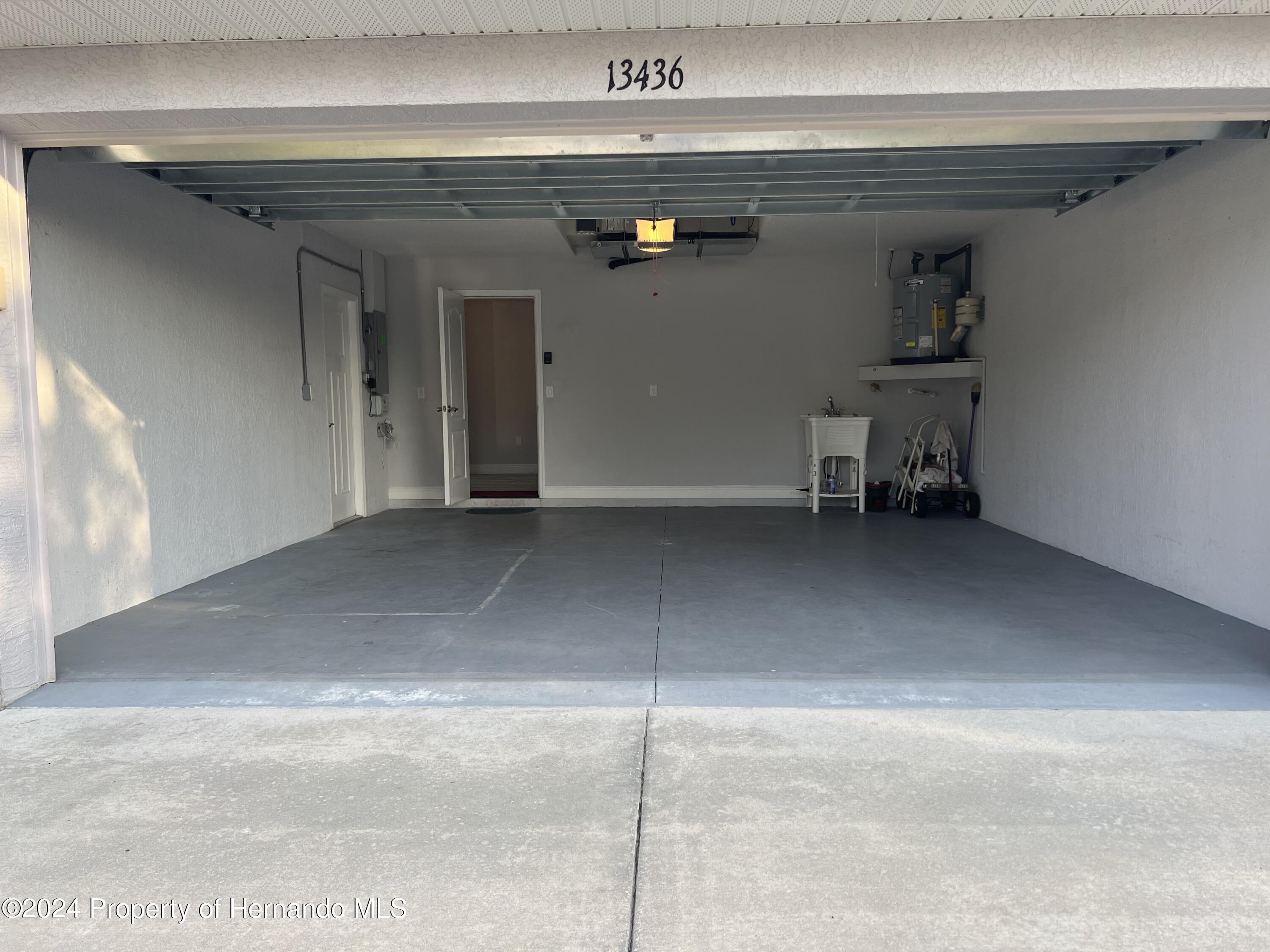 13436 Barlington Street