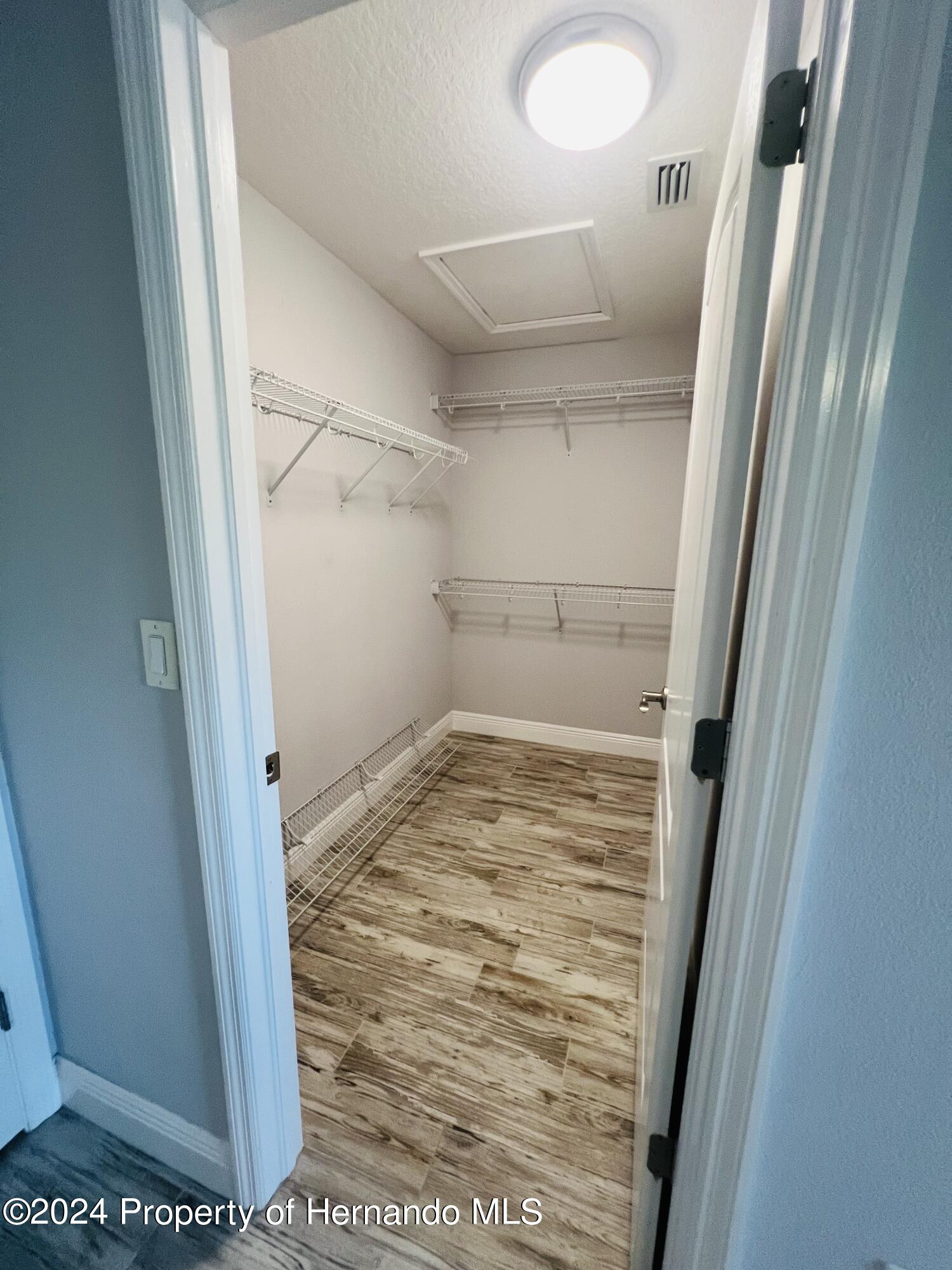 13436 Barlington Street