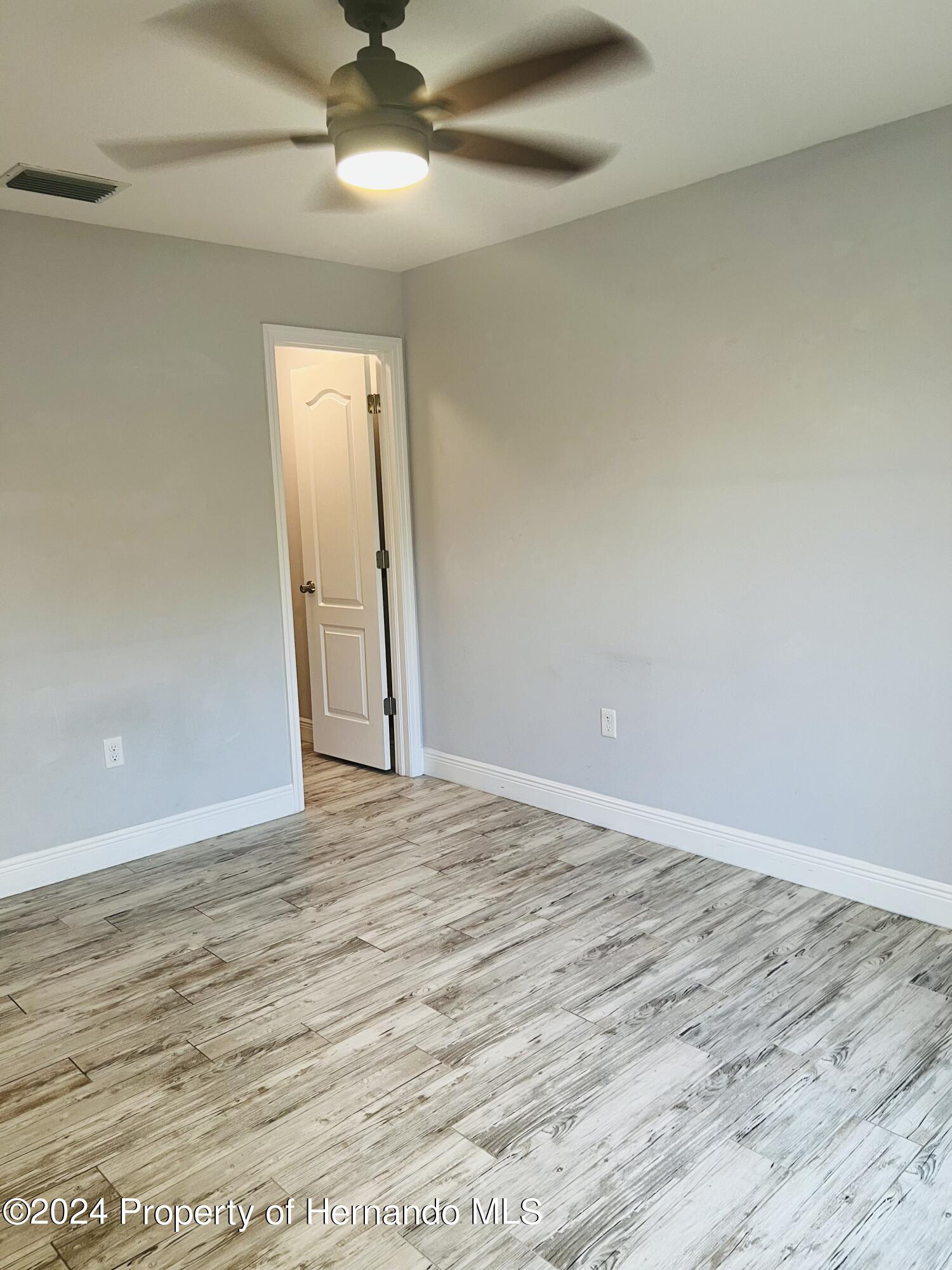 13436 Barlington Street