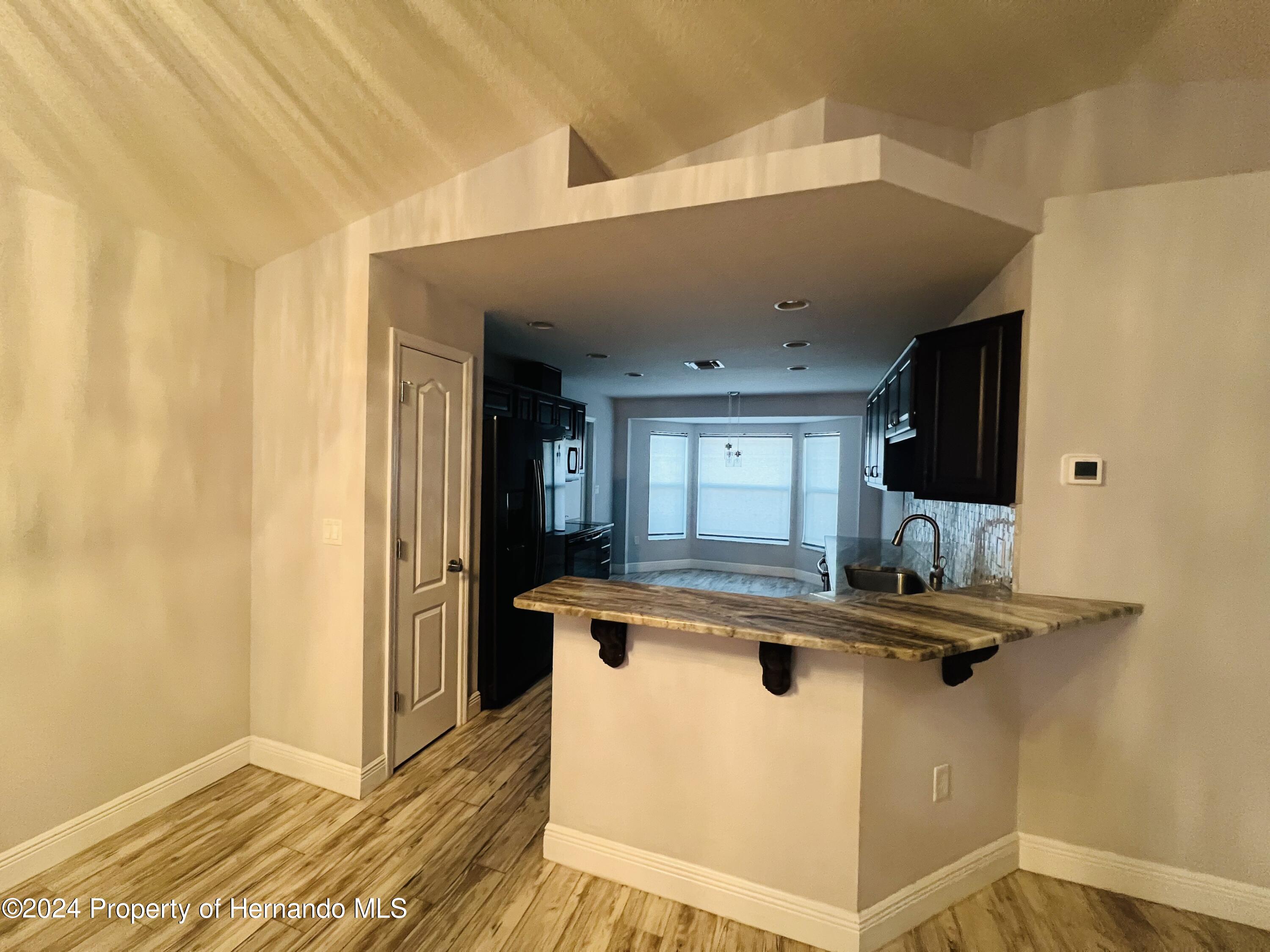 13436 Barlington Street