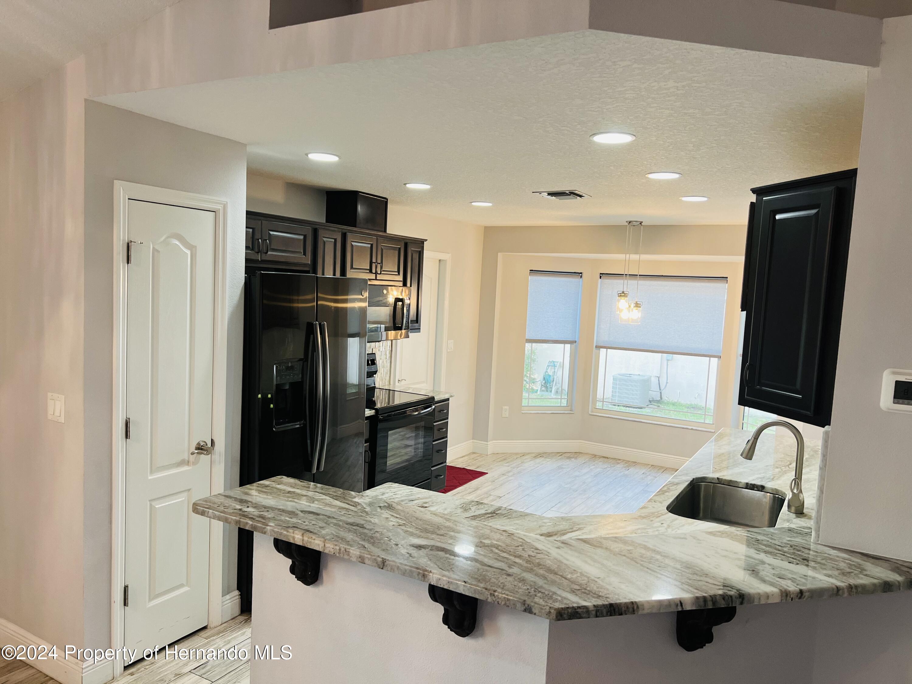 13436 Barlington Street