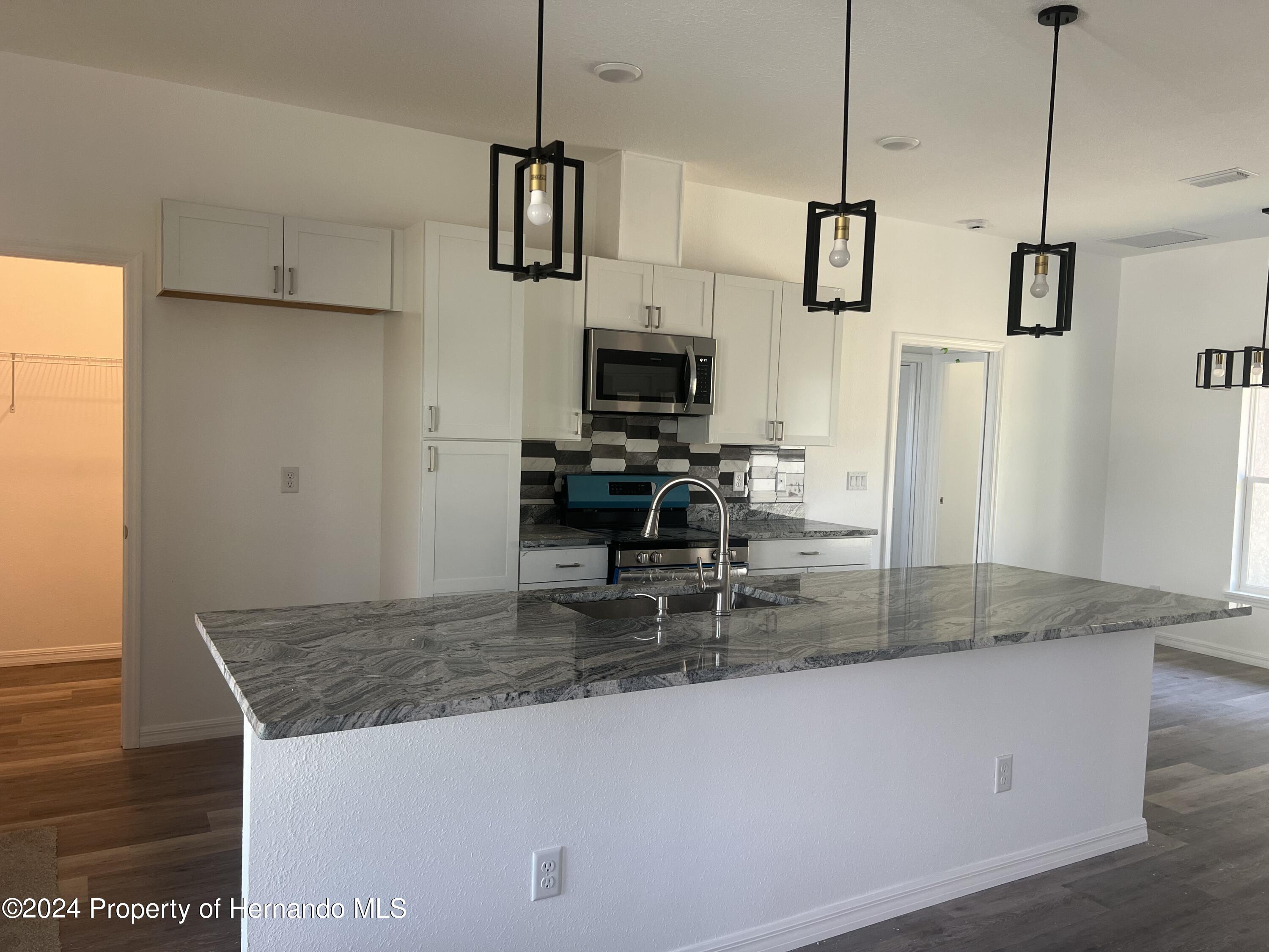 12456 House Finch Road