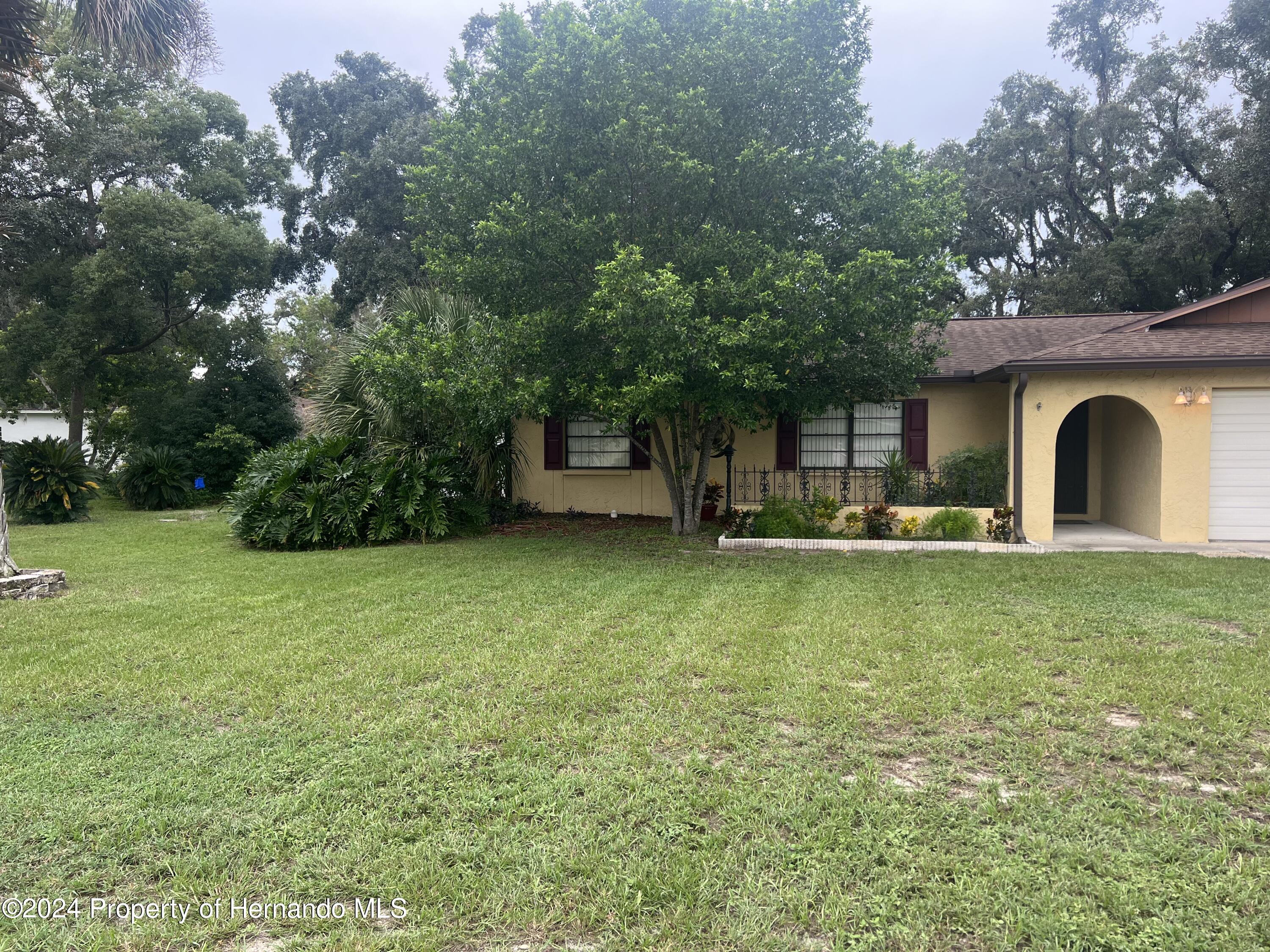 1489 Meadow Lark Road