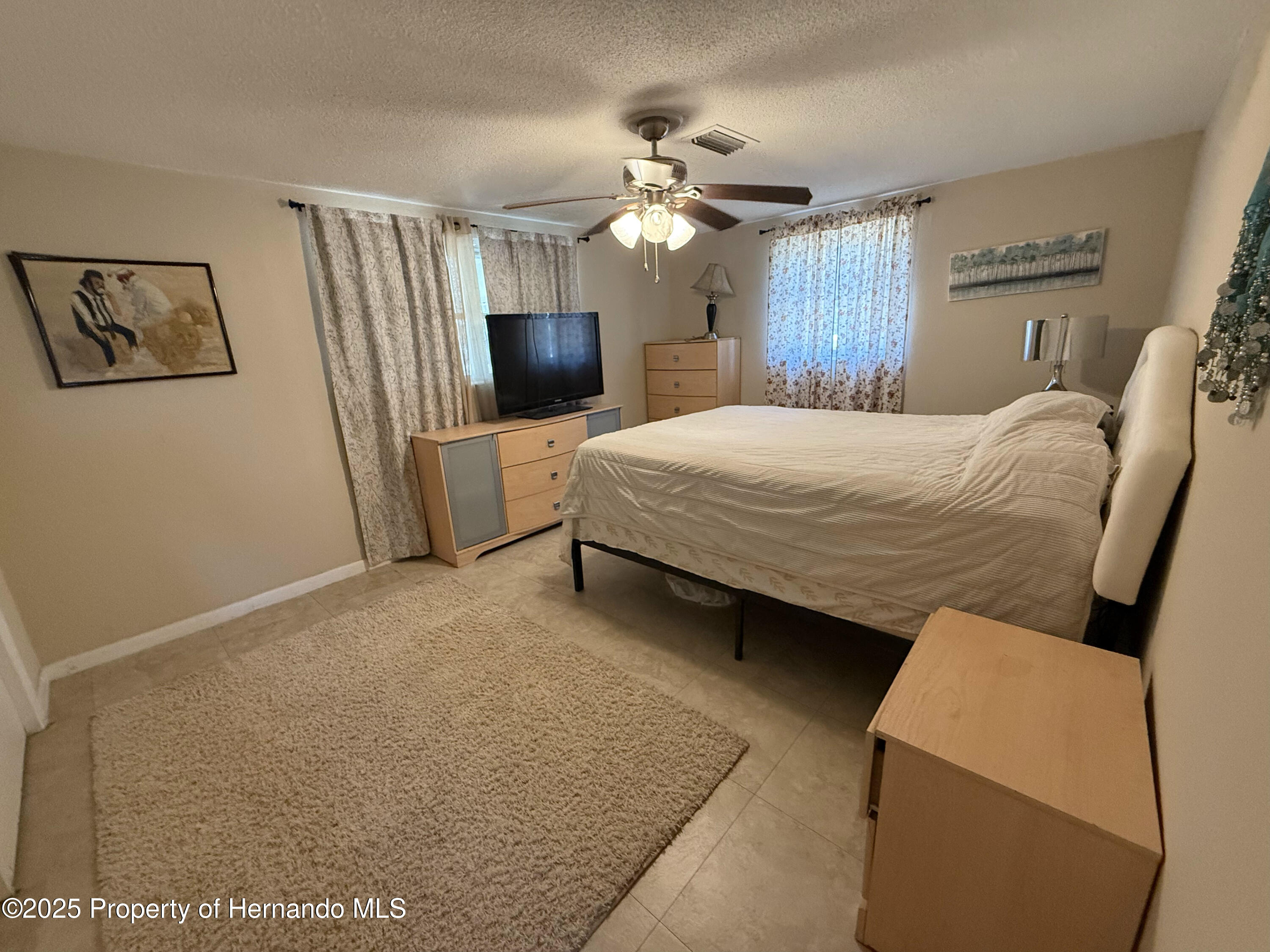 5791 W Holiday Street