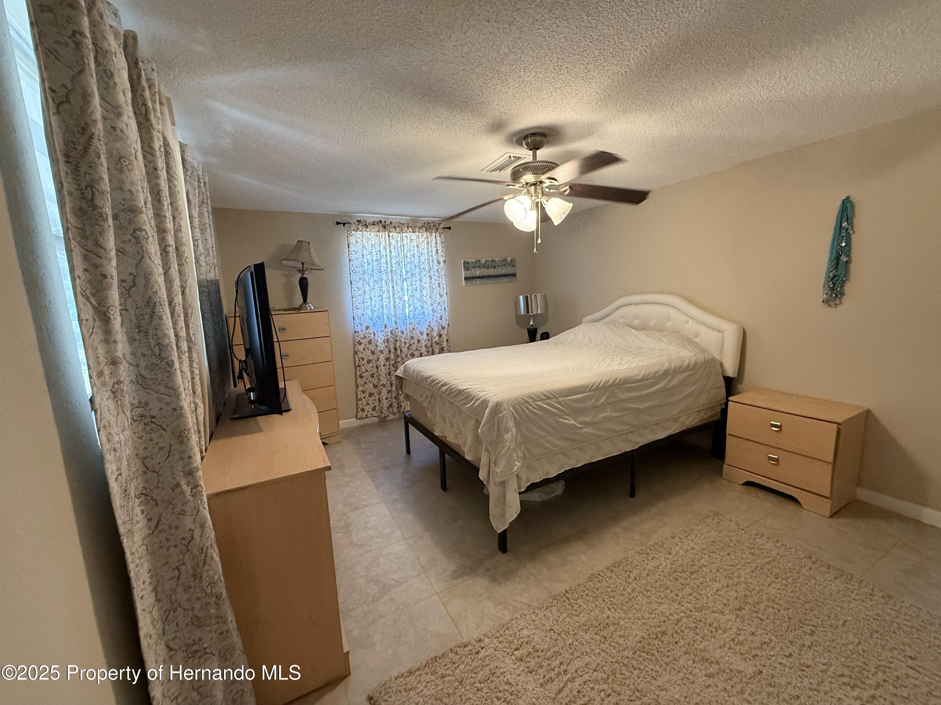 5791 W Holiday Street