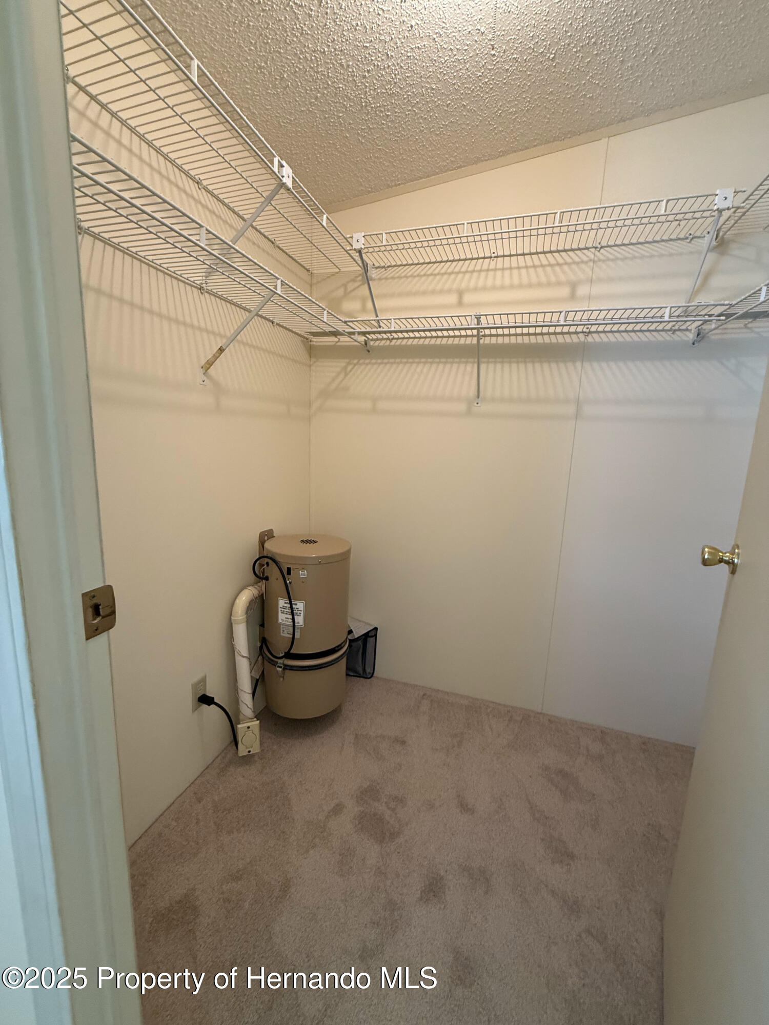 7358 First Loop Avenue