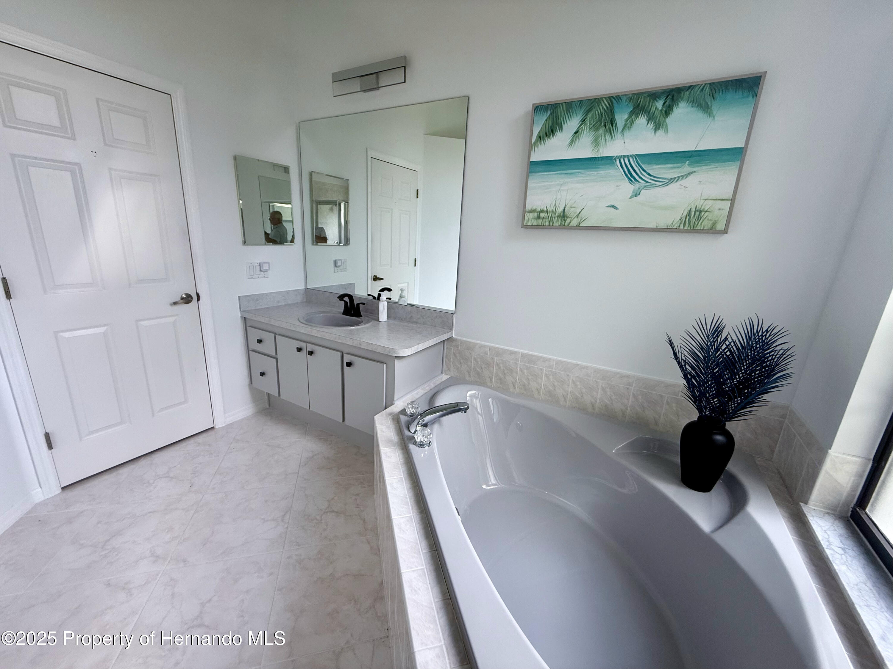 199 N Crystal Meadow Path