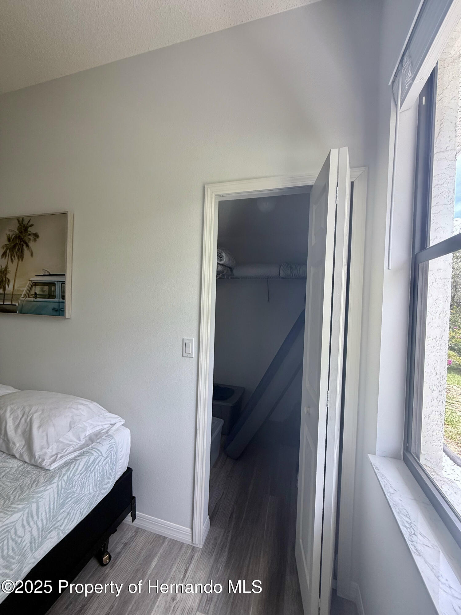 199 N Crystal Meadow Path