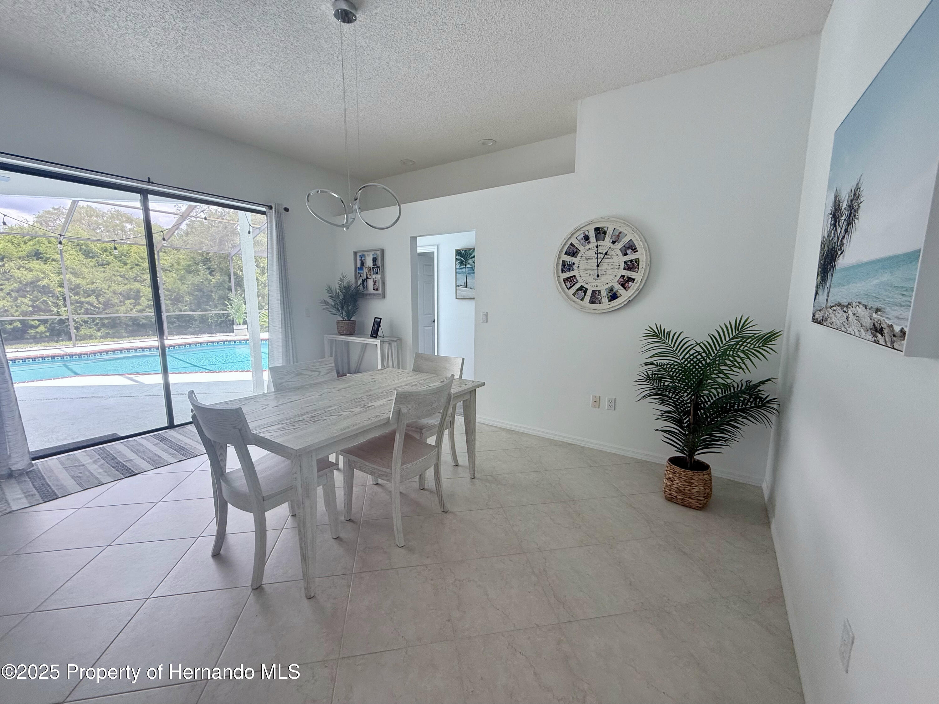 199 N Crystal Meadow Path