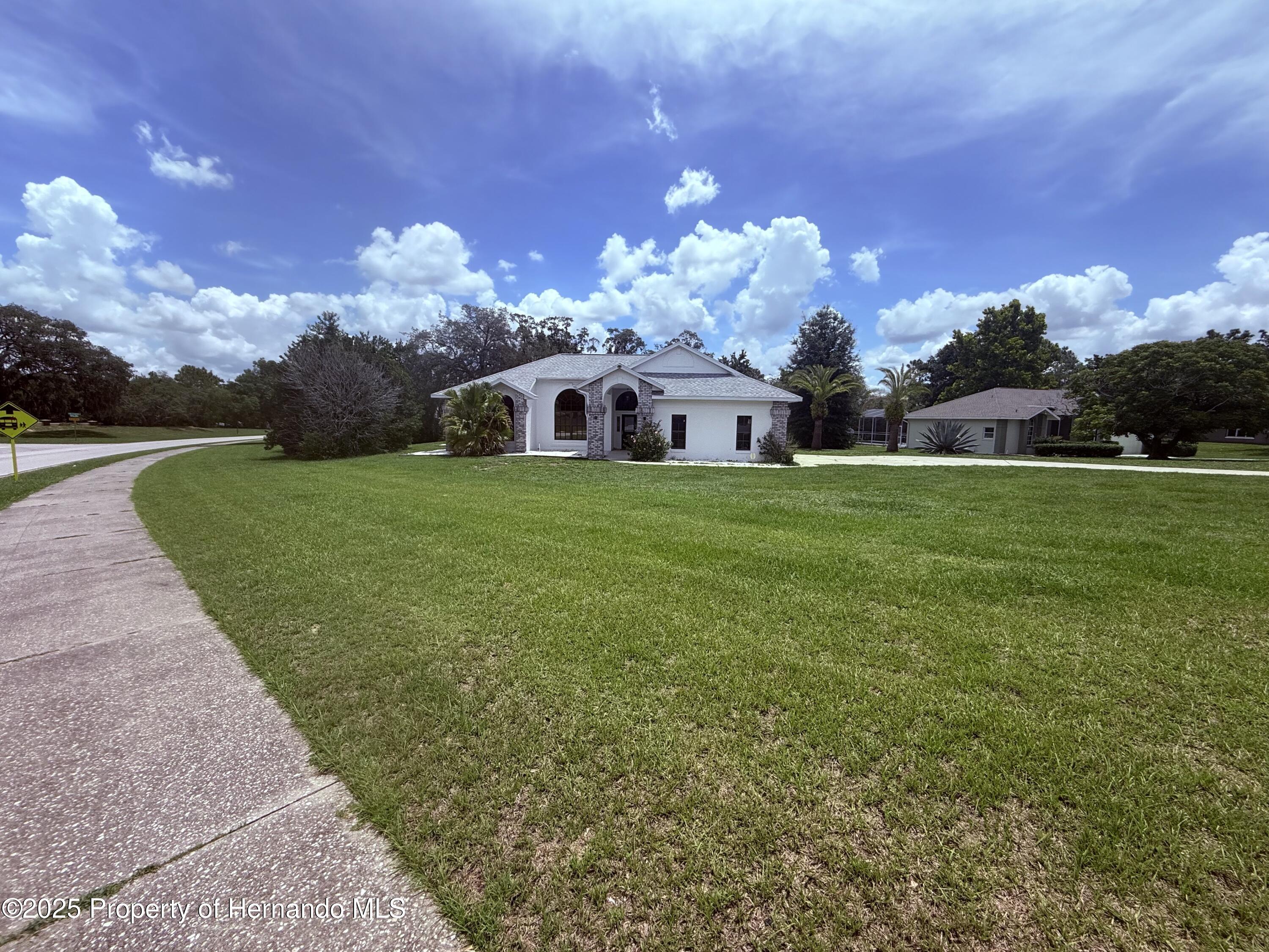 199 N Crystal Meadow Path