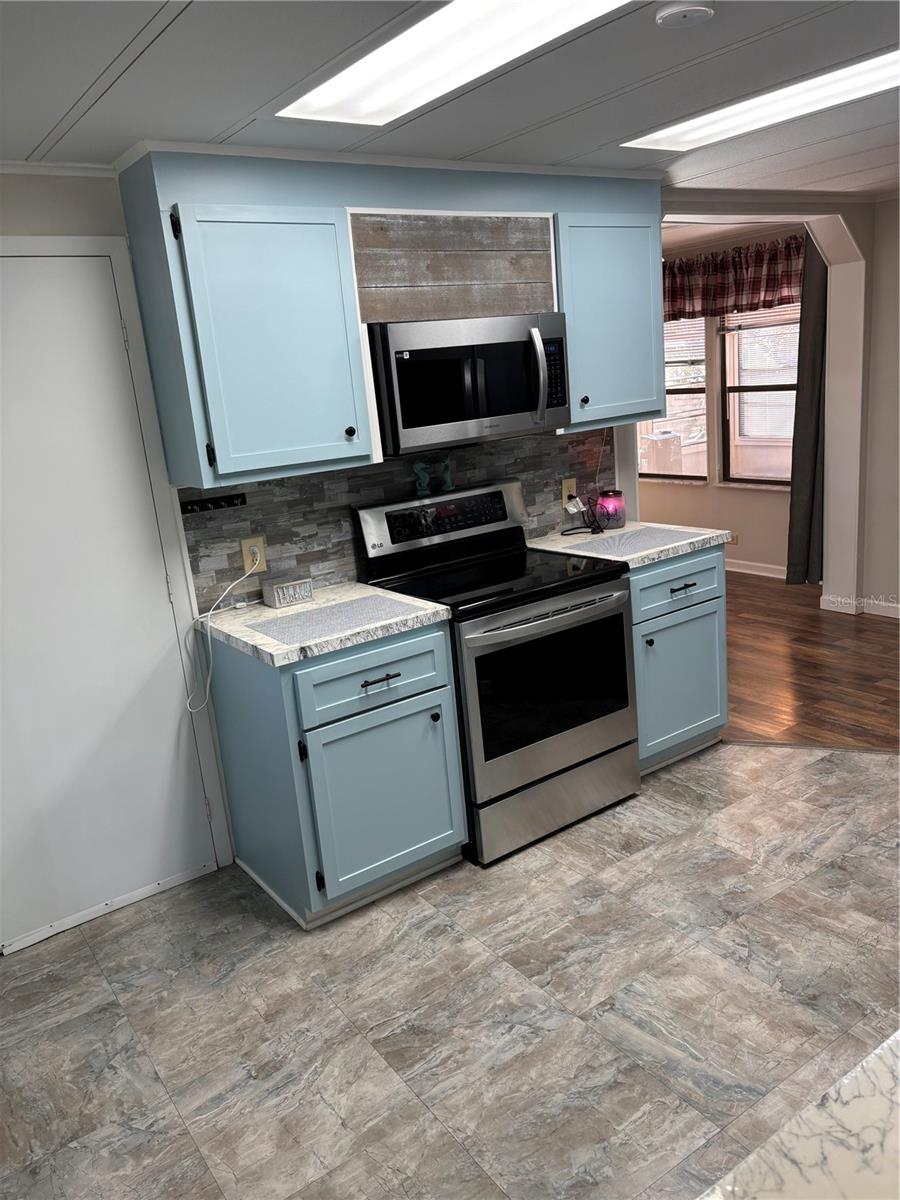 14199 BROOKRIDGE BLVD