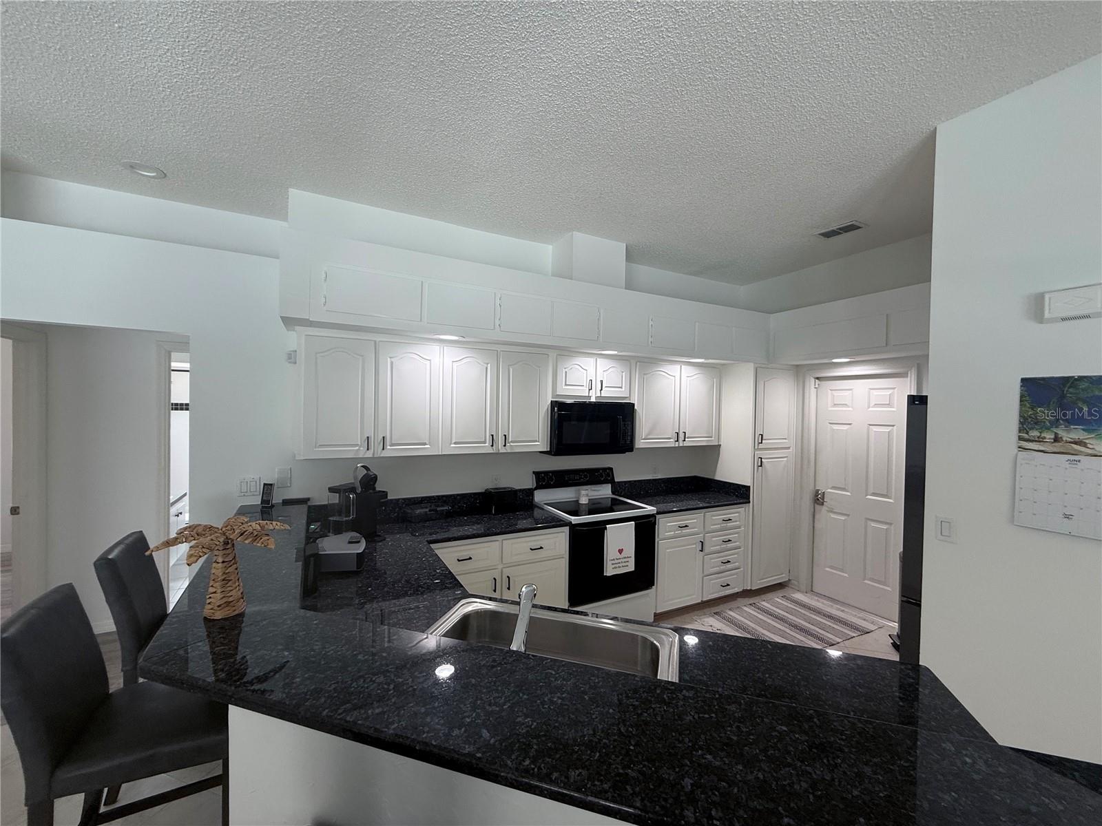 199 N CRYSTAL MEADOW PATH