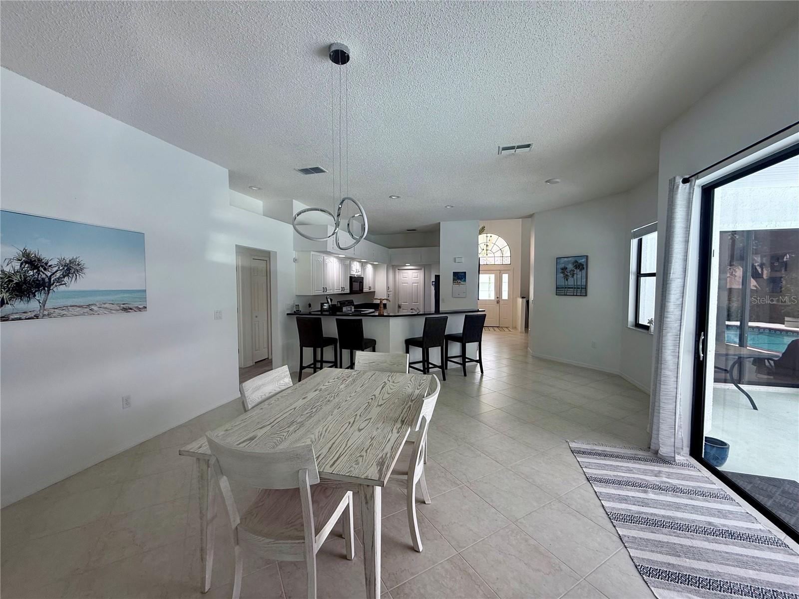 199 N CRYSTAL MEADOW PATH