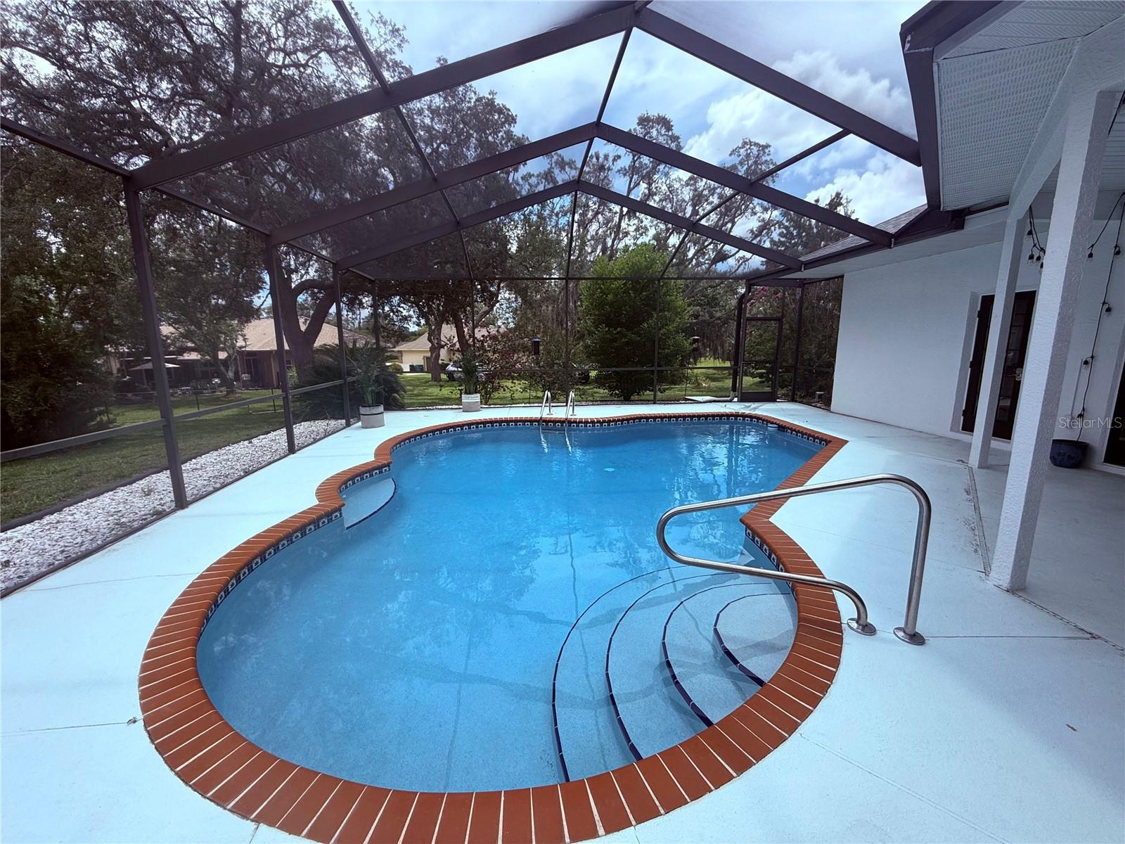 199 N CRYSTAL MEADOW PATH