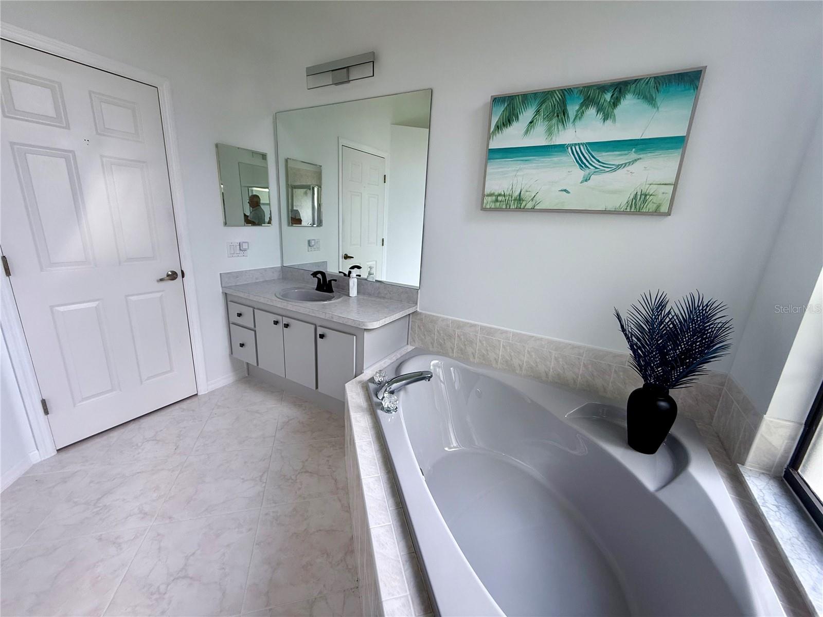 199 N CRYSTAL MEADOW PATH