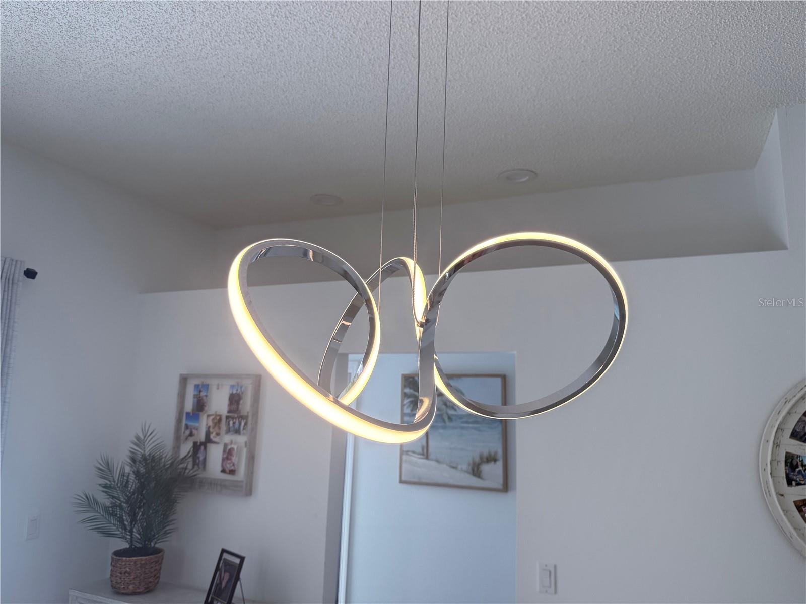 199 N CRYSTAL MEADOW PATH