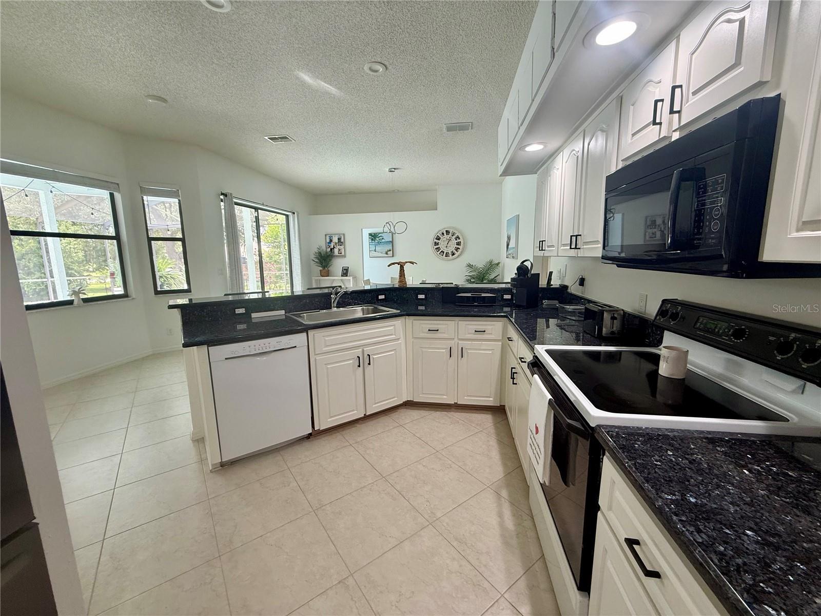 199 N CRYSTAL MEADOW PATH