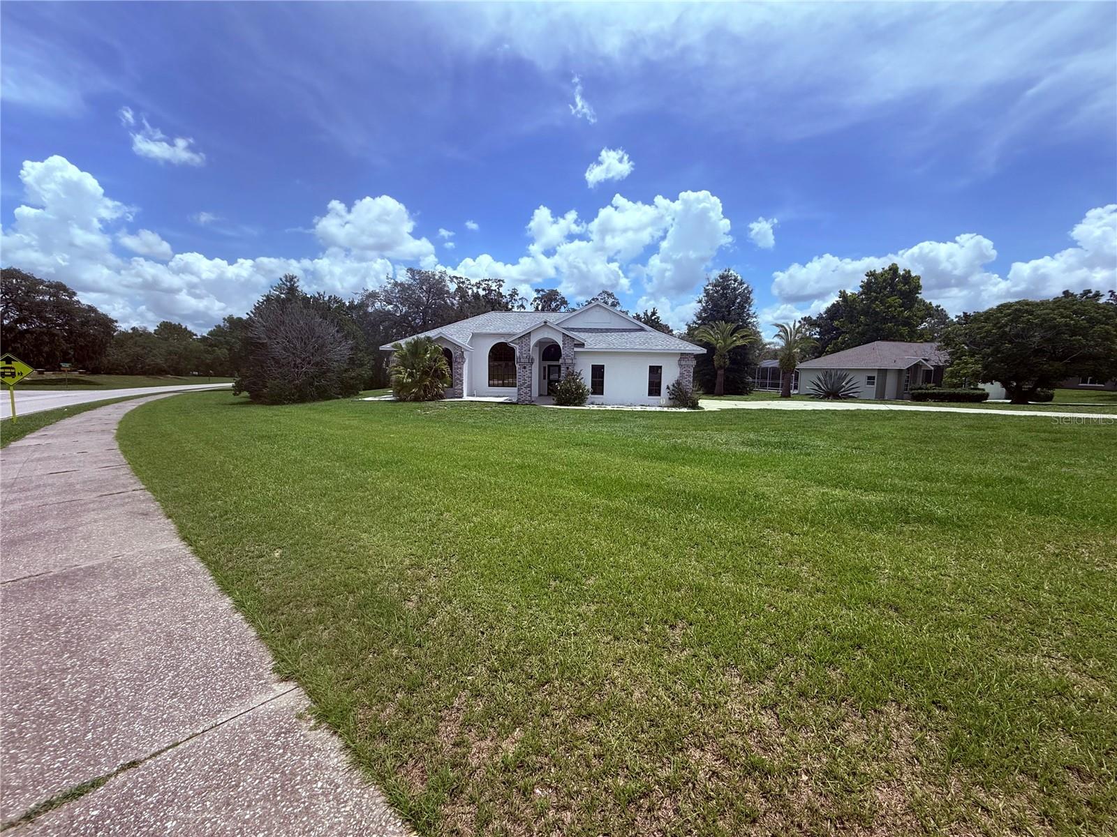 199 N CRYSTAL MEADOW PATH