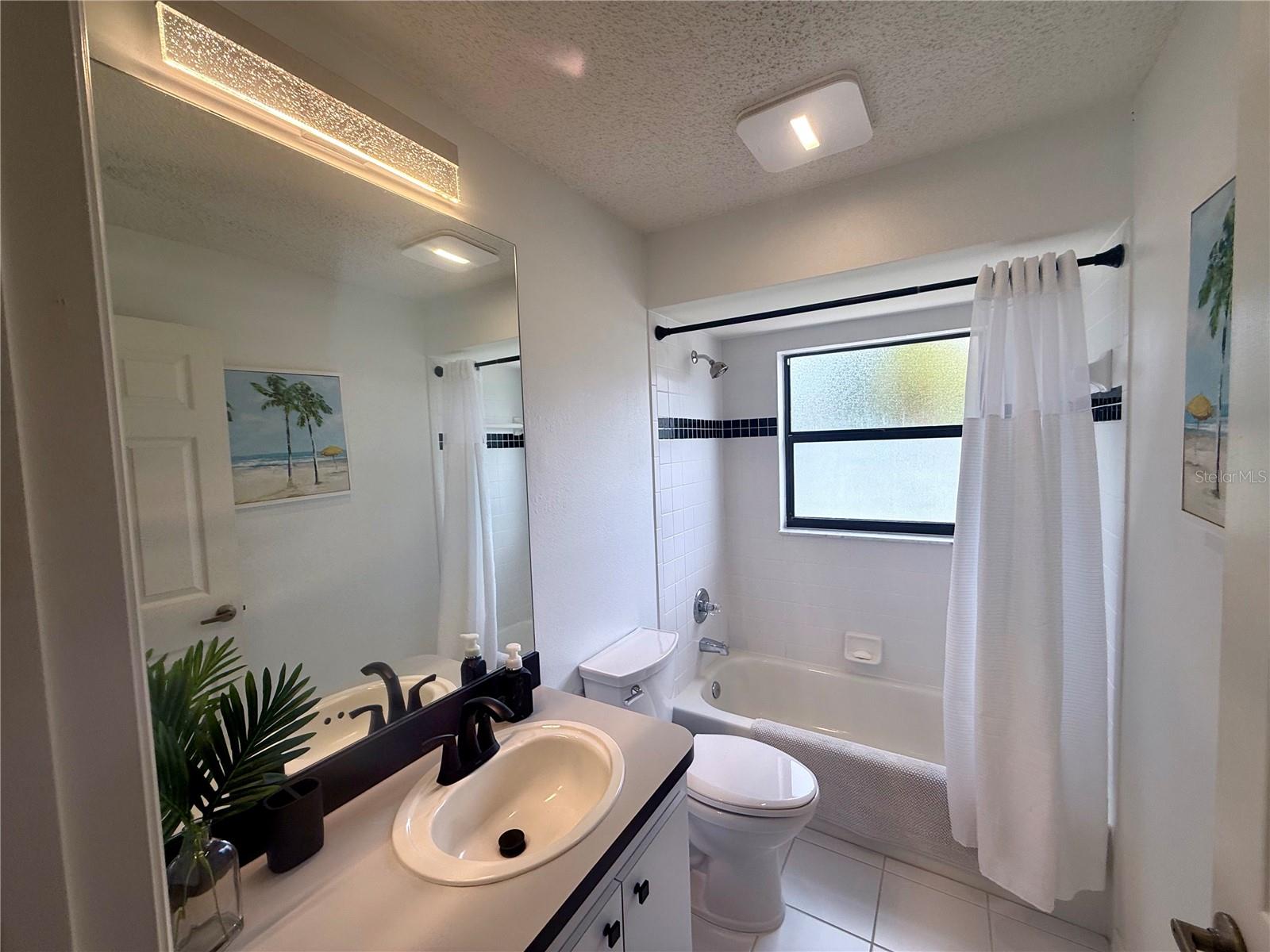 199 N CRYSTAL MEADOW PATH