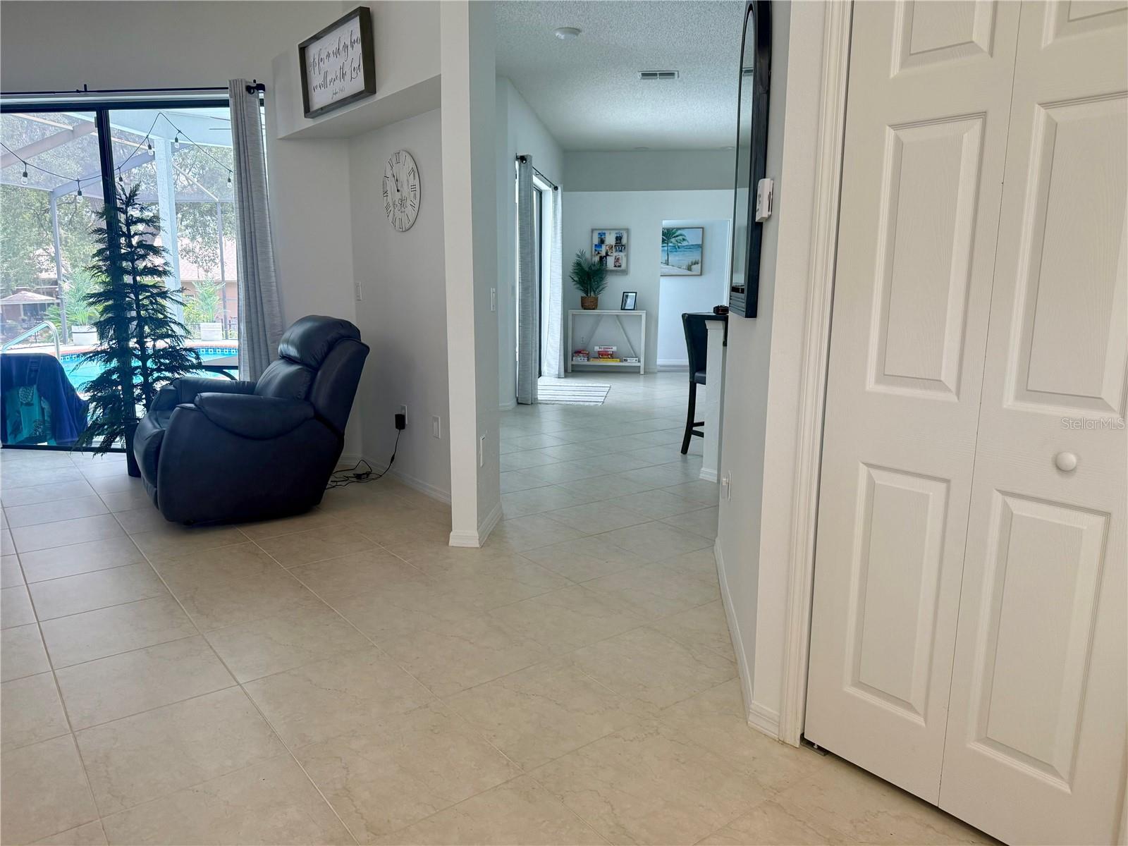 199 N CRYSTAL MEADOW PATH