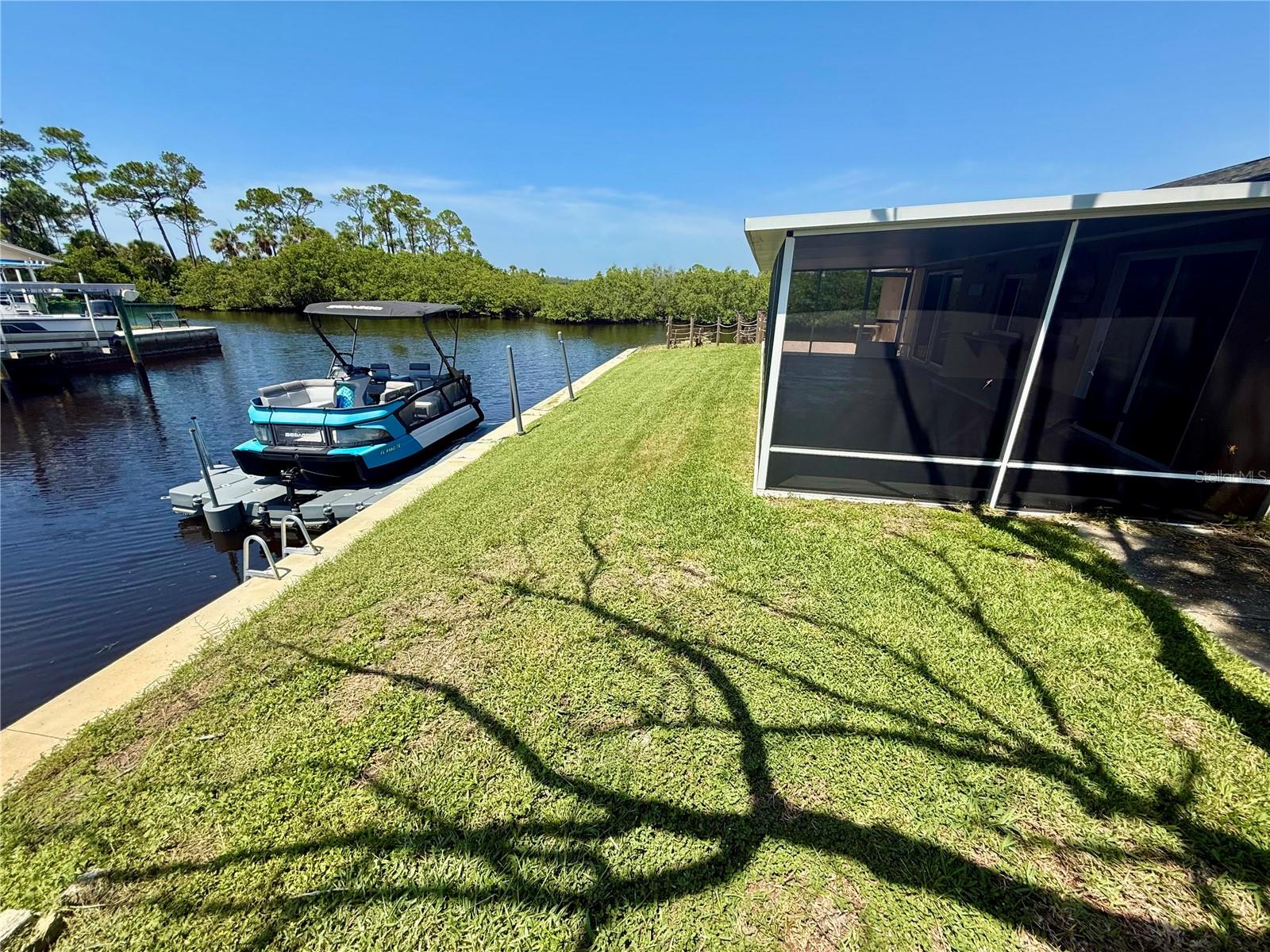 9927 ISLAND HARBOR DR