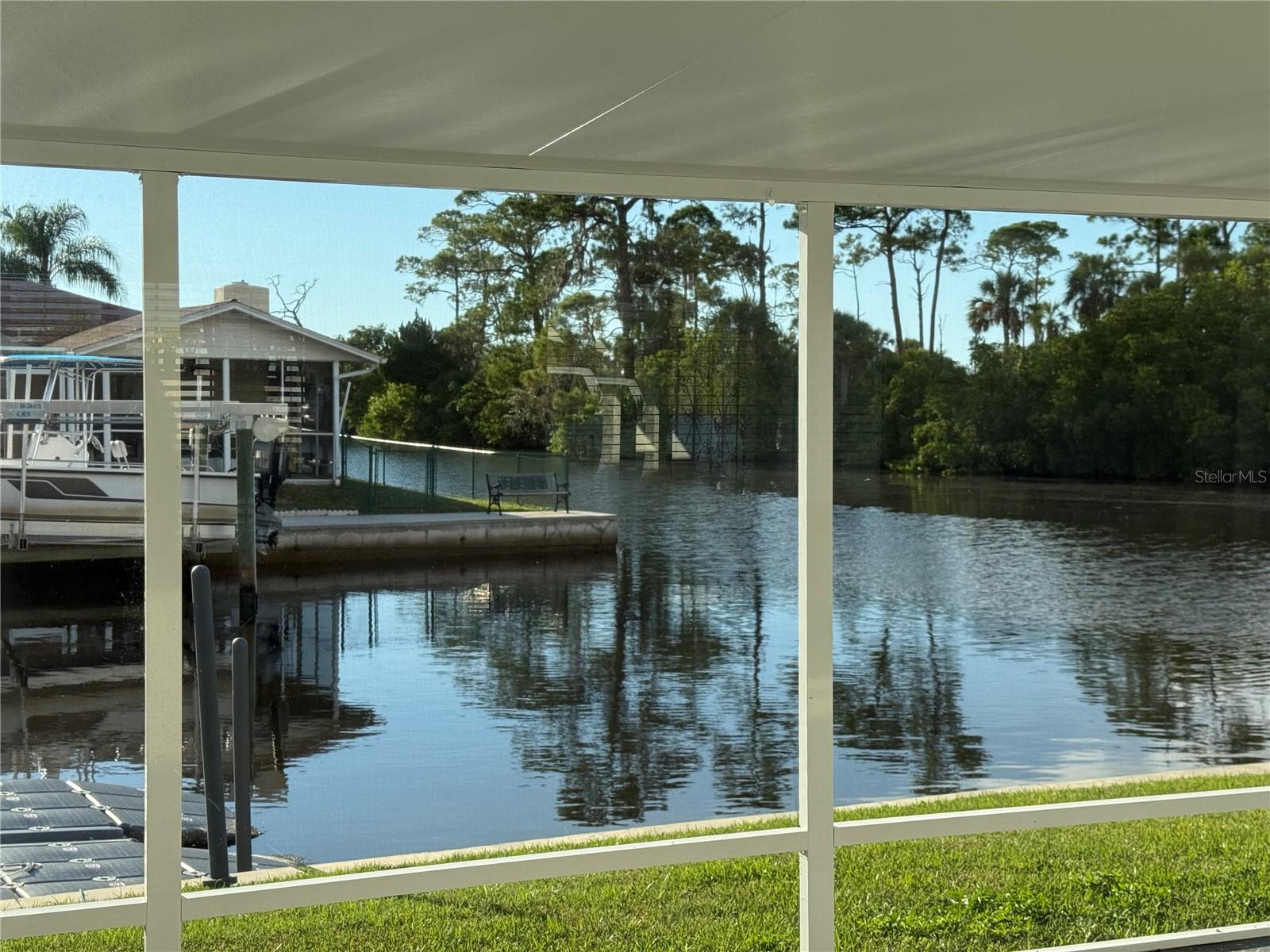 9927 ISLAND HARBOR DR