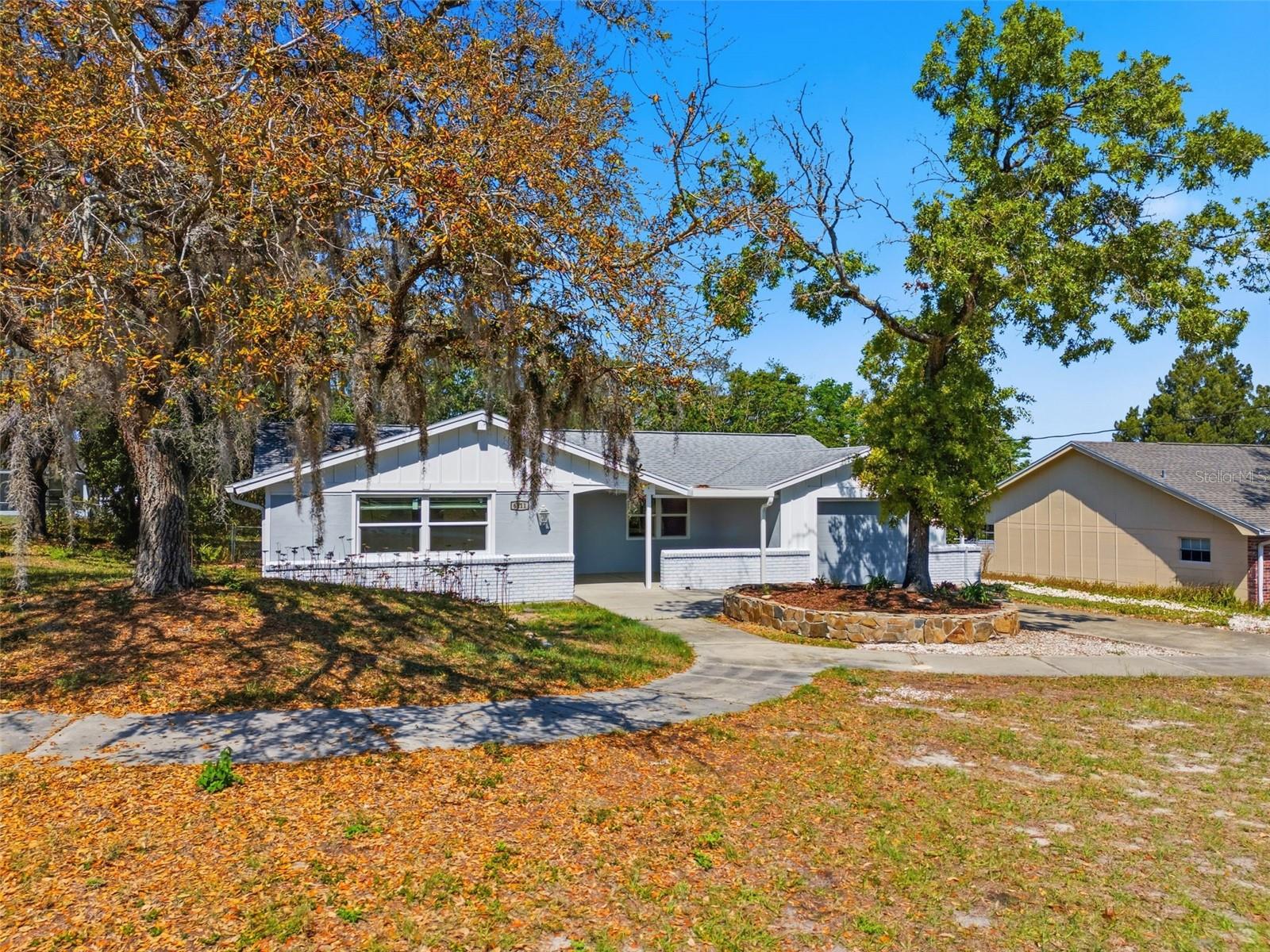 6211 WAYCROSS DR