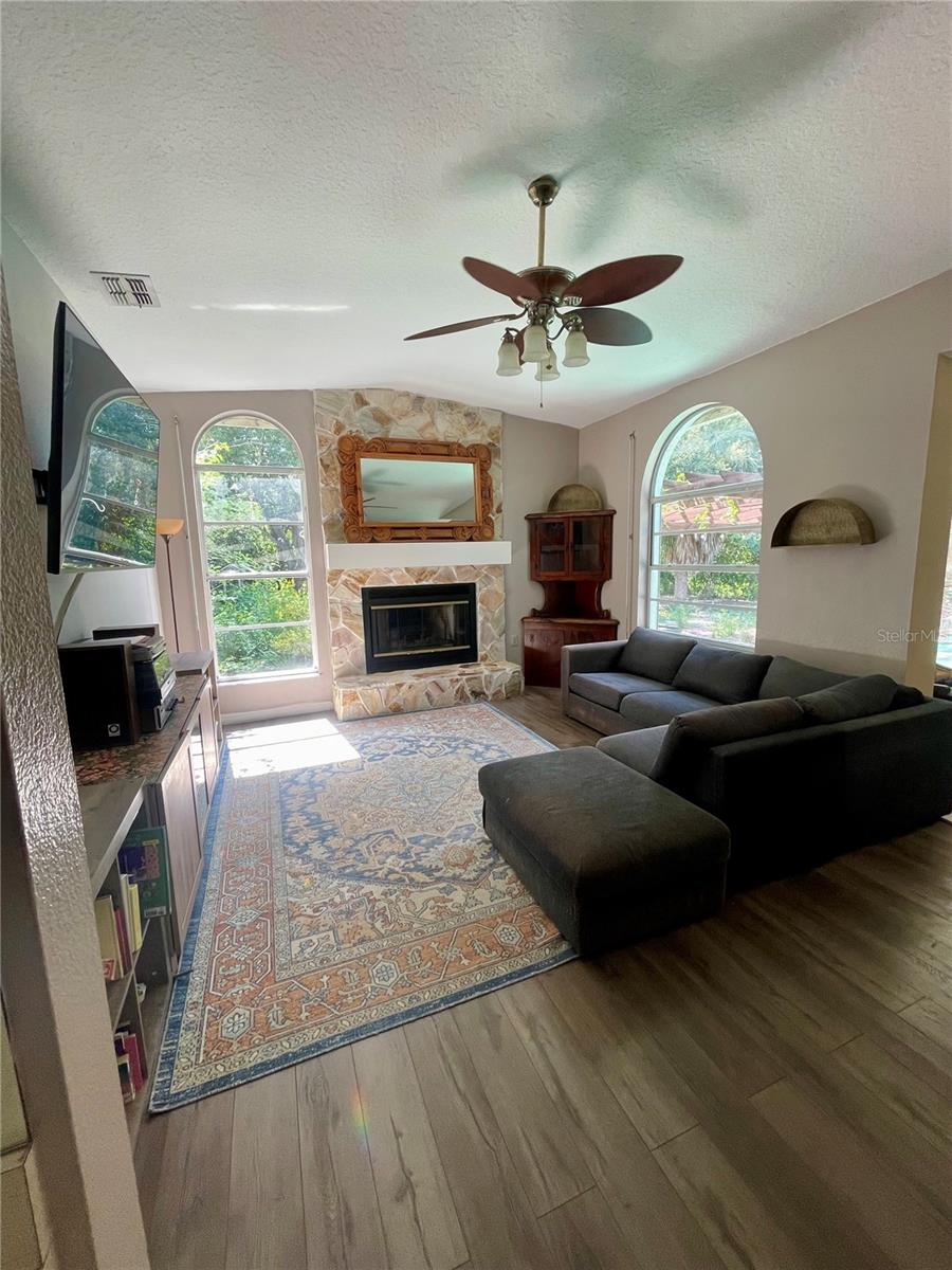 2156 NEW AZORA RD