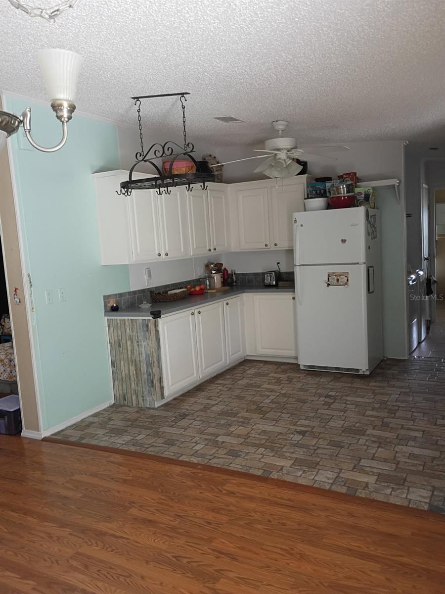 2042 S SUNWOOD PT