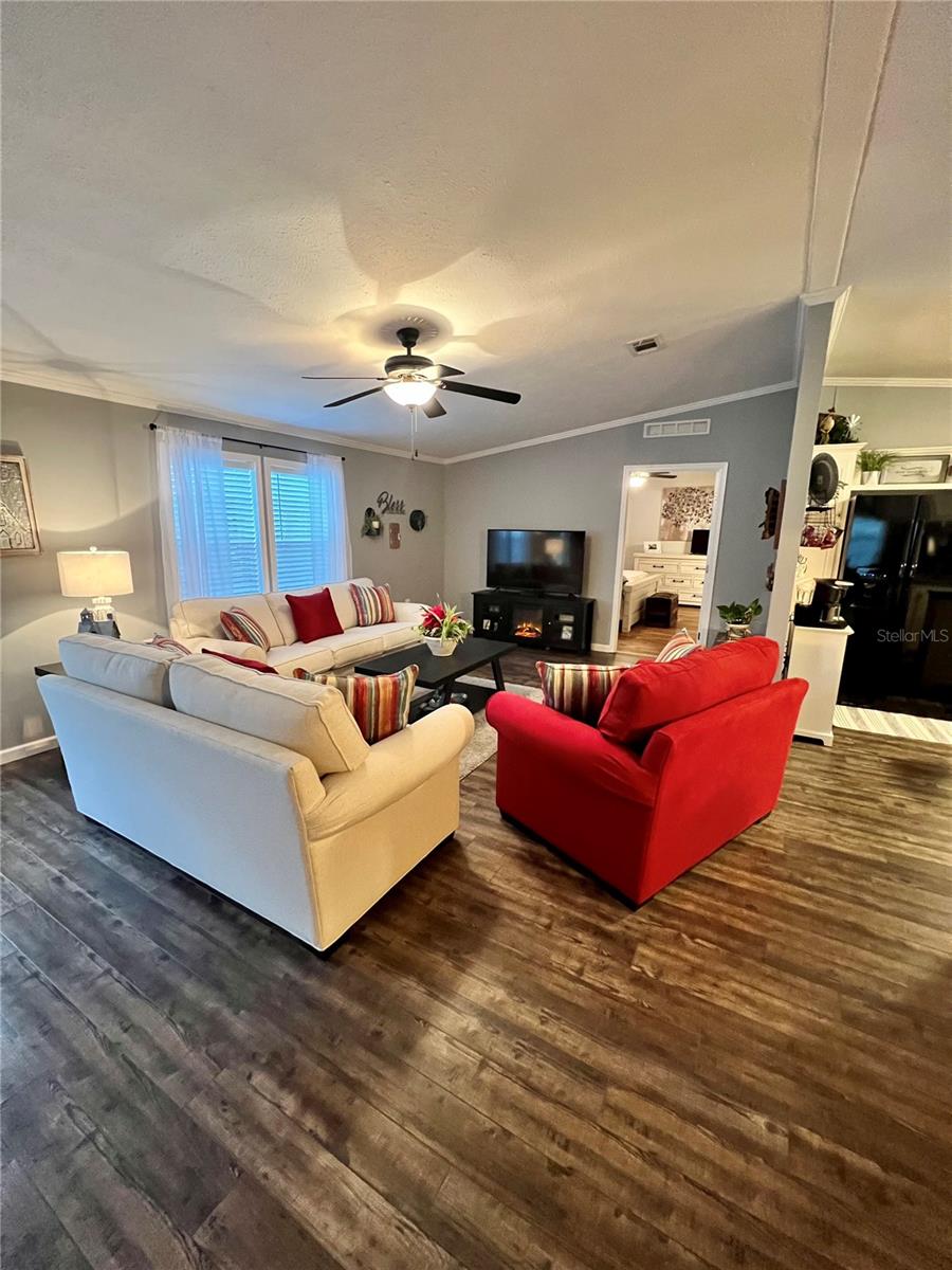 16120 BROOKRIDGE BLVD
