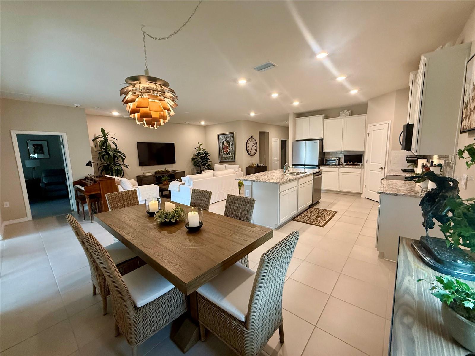 7611 ODESSA CT