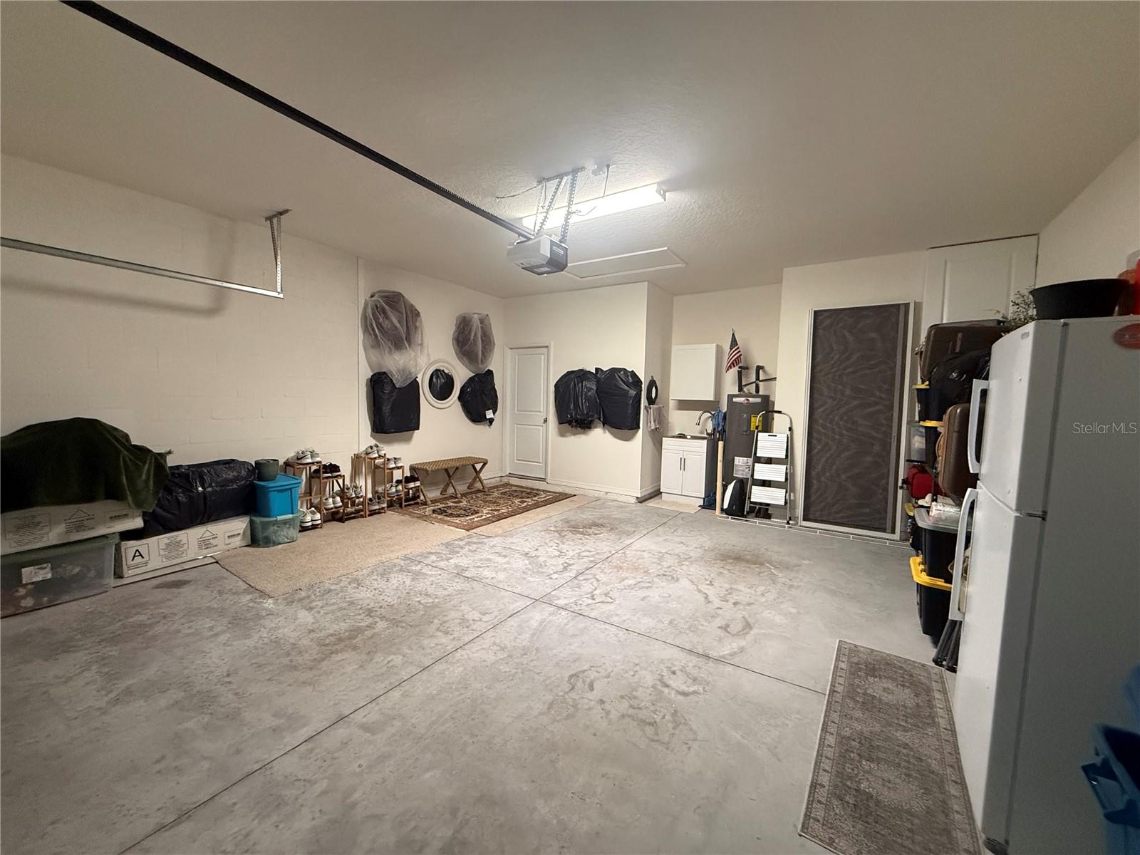 7611 ODESSA CT