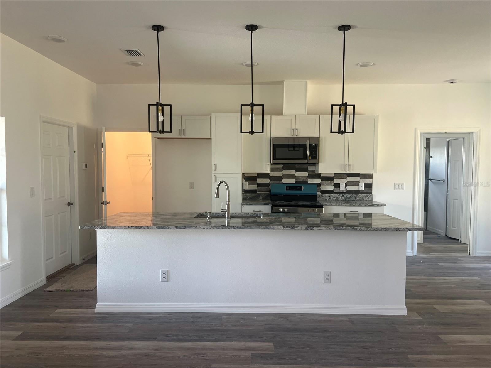 12456 HOUSE FINCH RD