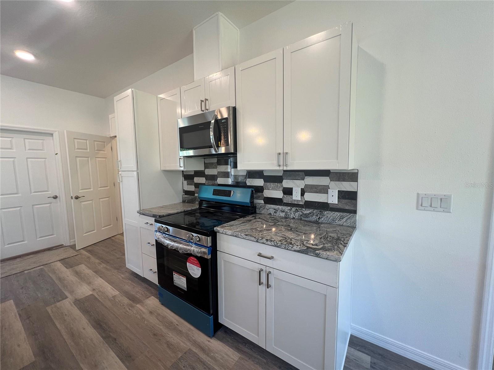 12456 HOUSE FINCH RD