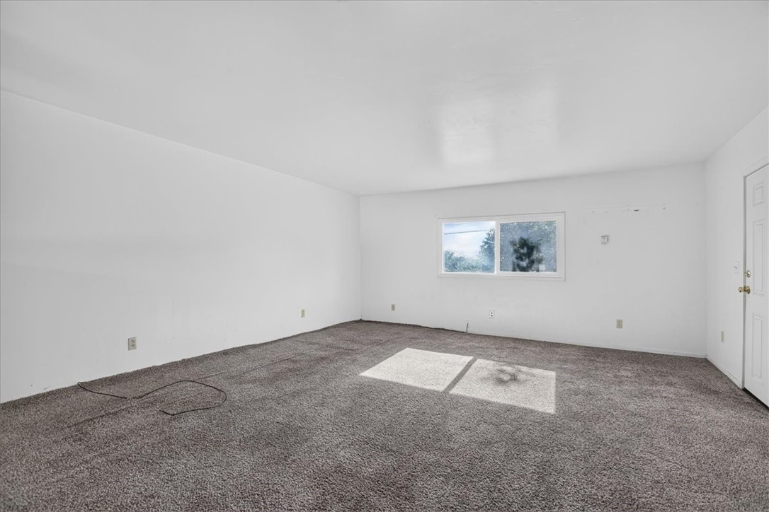 5765 Dolores Avenue