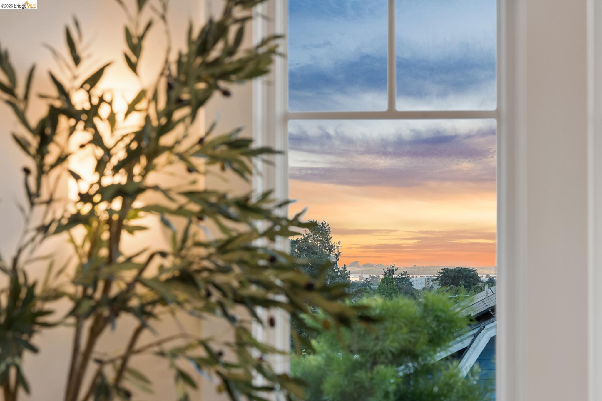 1858 San Lorenzo Ave