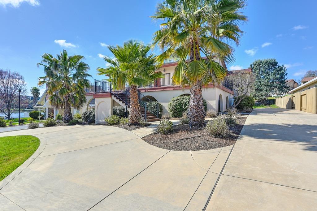 3229 Baron Court